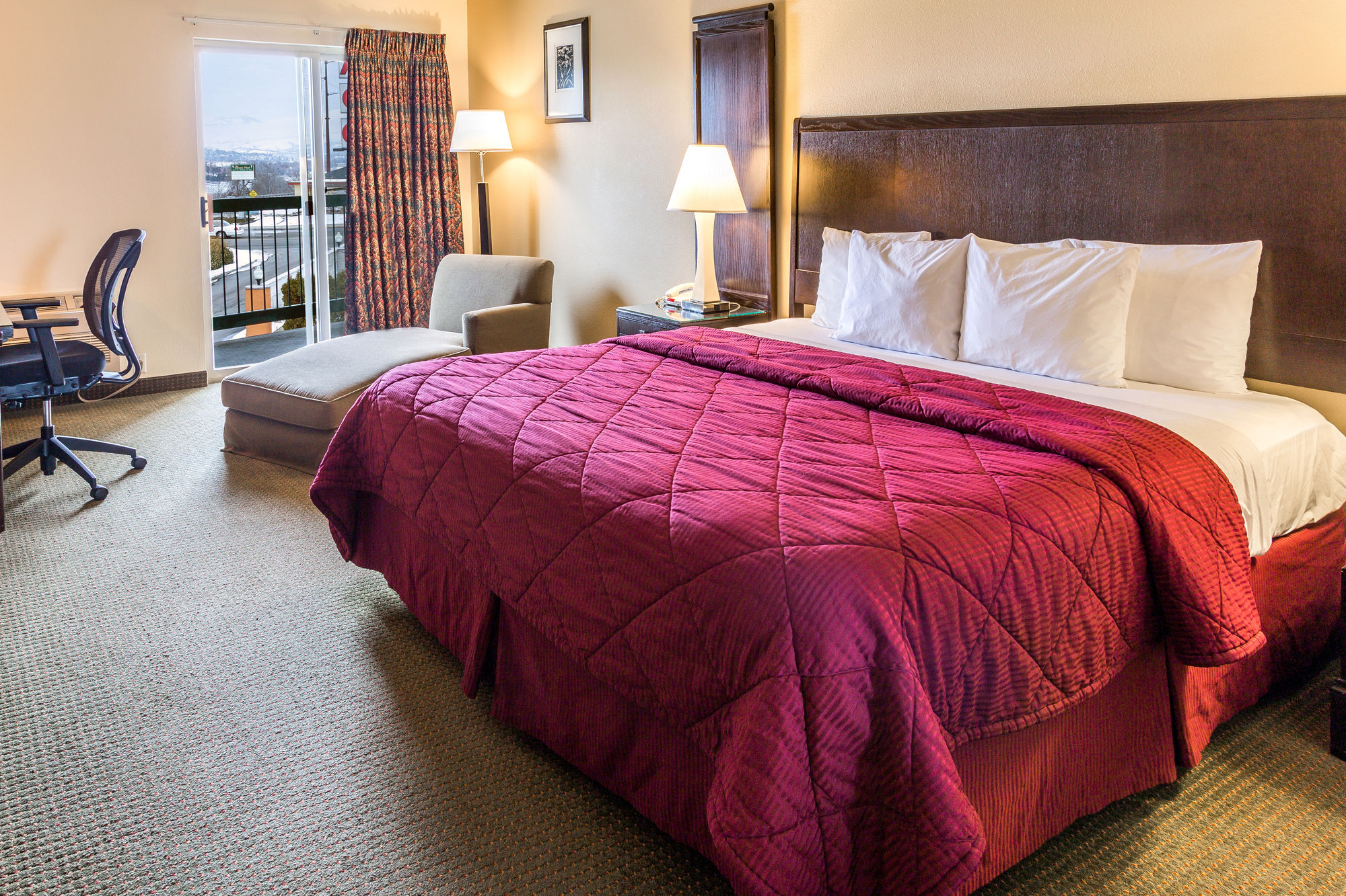 Cedars Inn