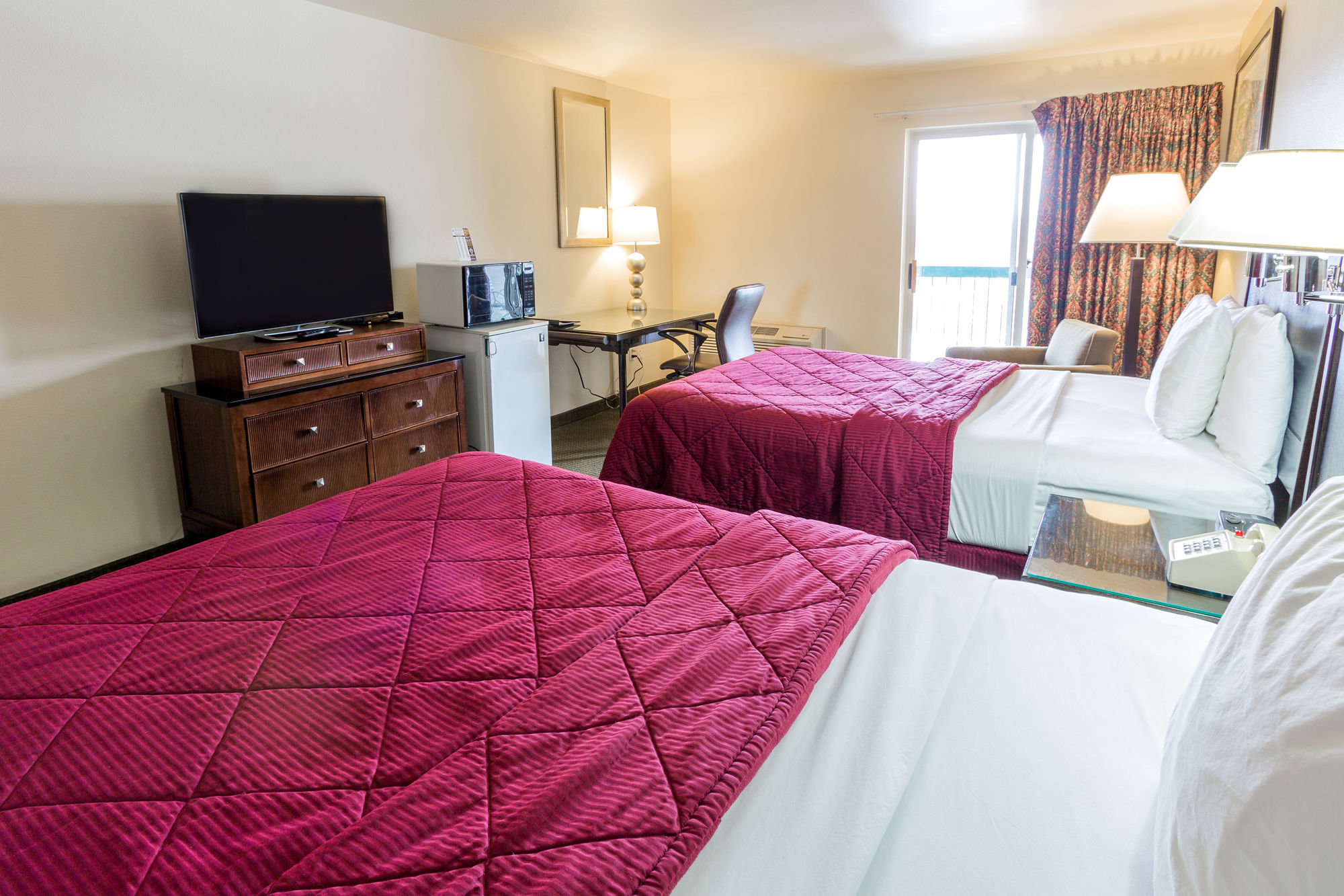 Cedars Inn