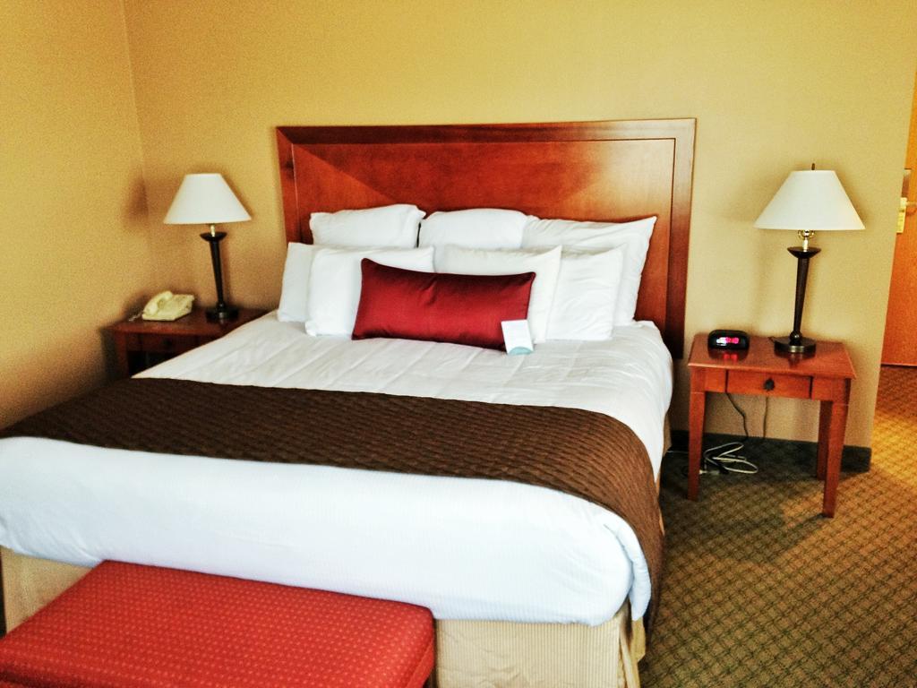 Coast Wenatchee Center Hotel