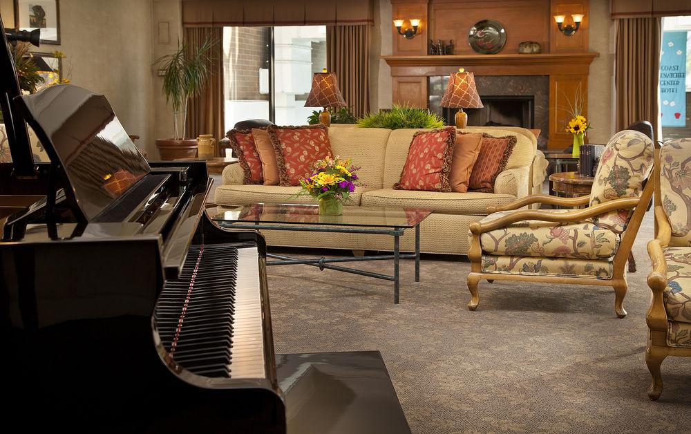 Coast Wenatchee Center Hotel