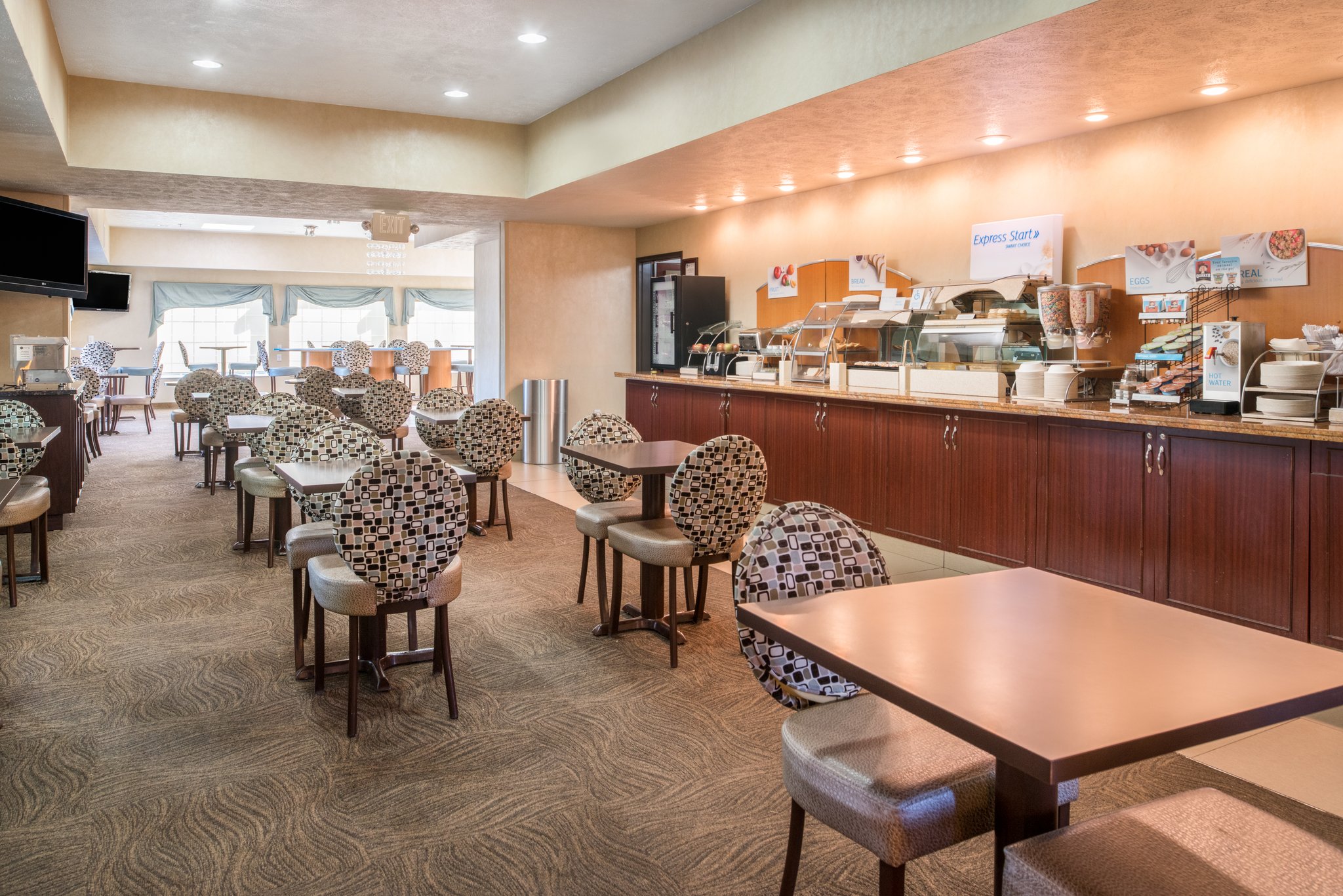 Holiday Inn Express Wenatchee