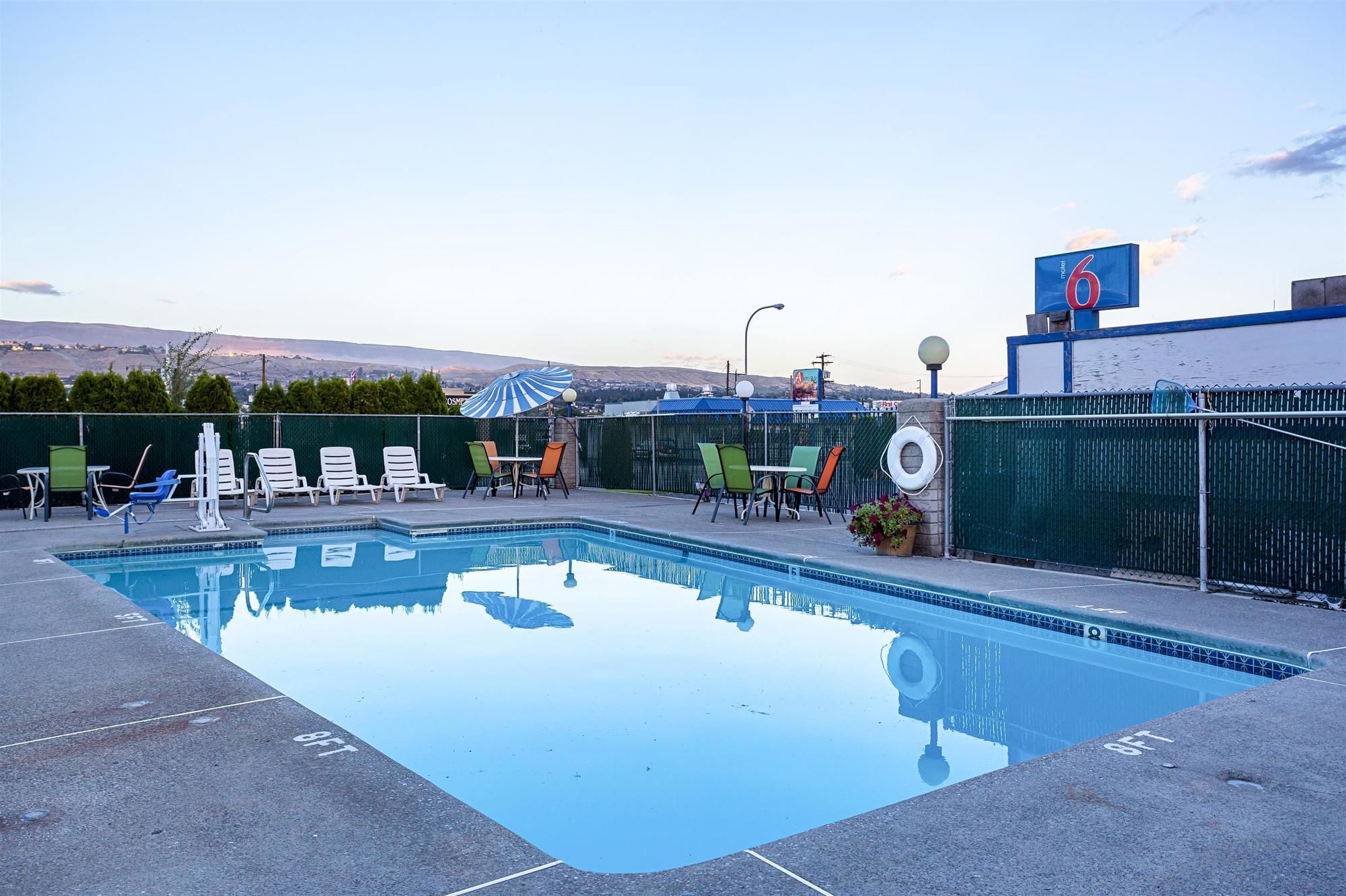 Motel 6 Wenatchee