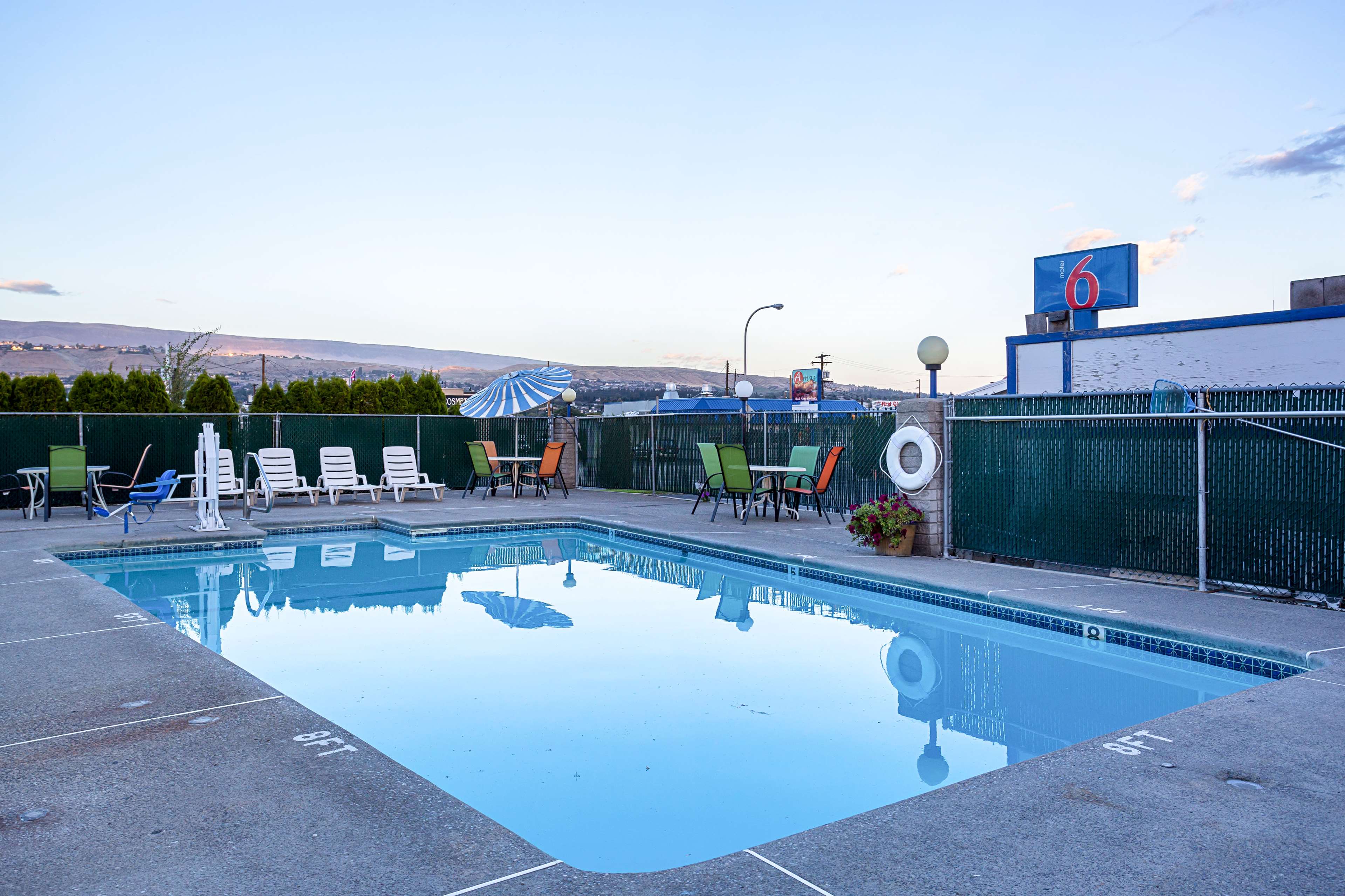 Motel 6 Wenatchee