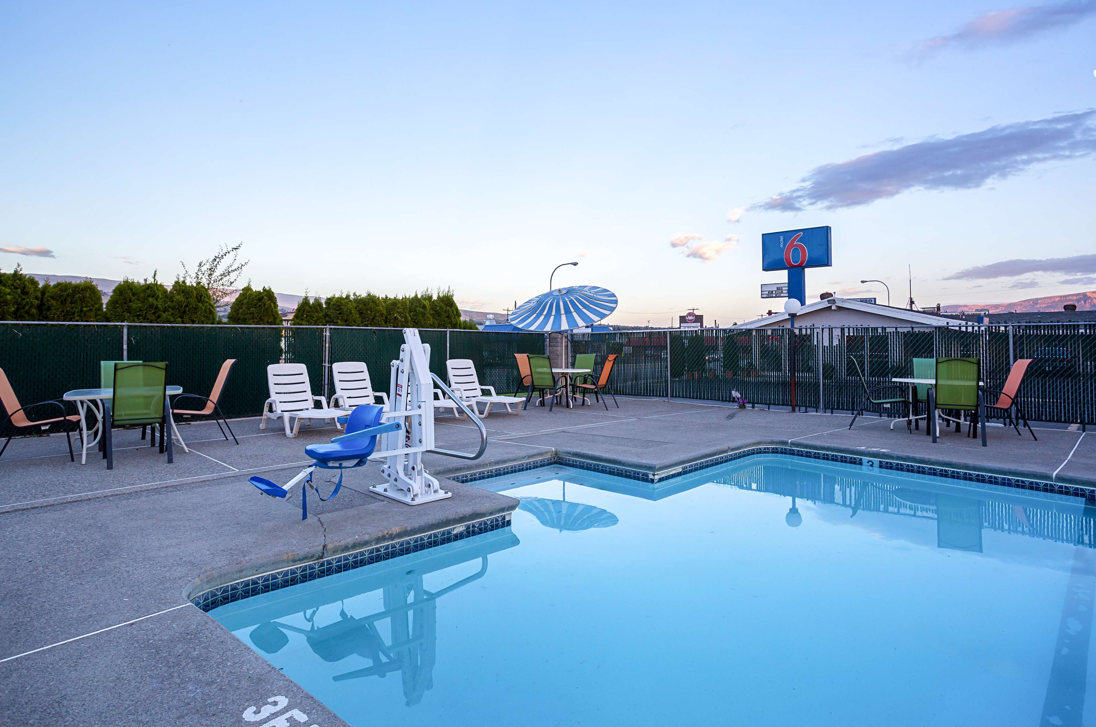 Motel 6 Wenatchee