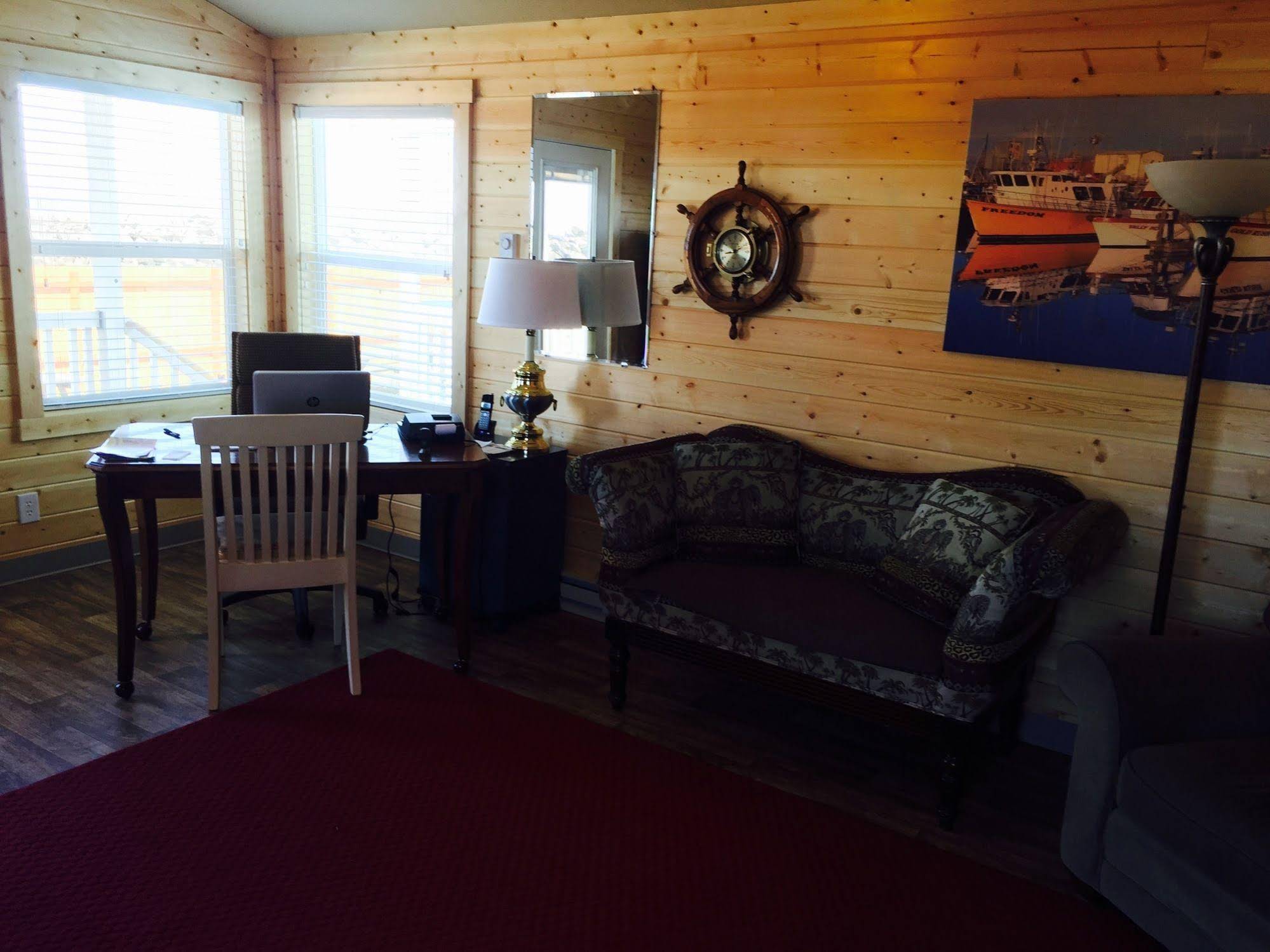 Westport Marina Cottages