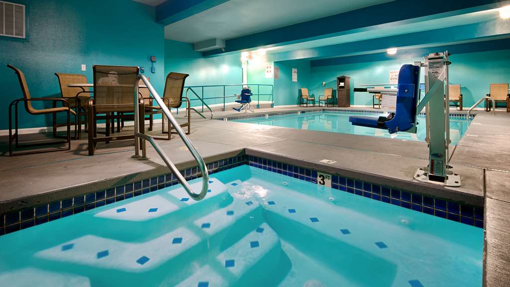 Best Western Woodland Inn