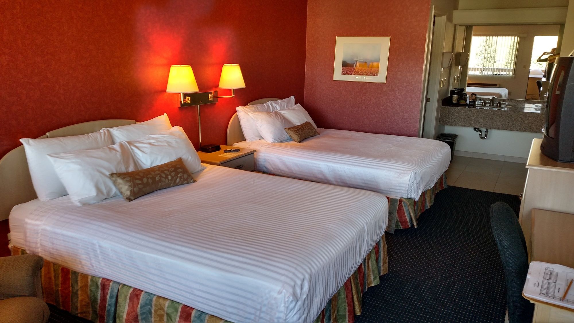 Lewis River Inn
