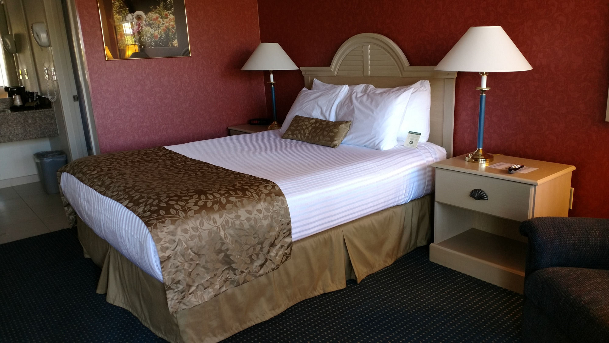 Lewis River Inn