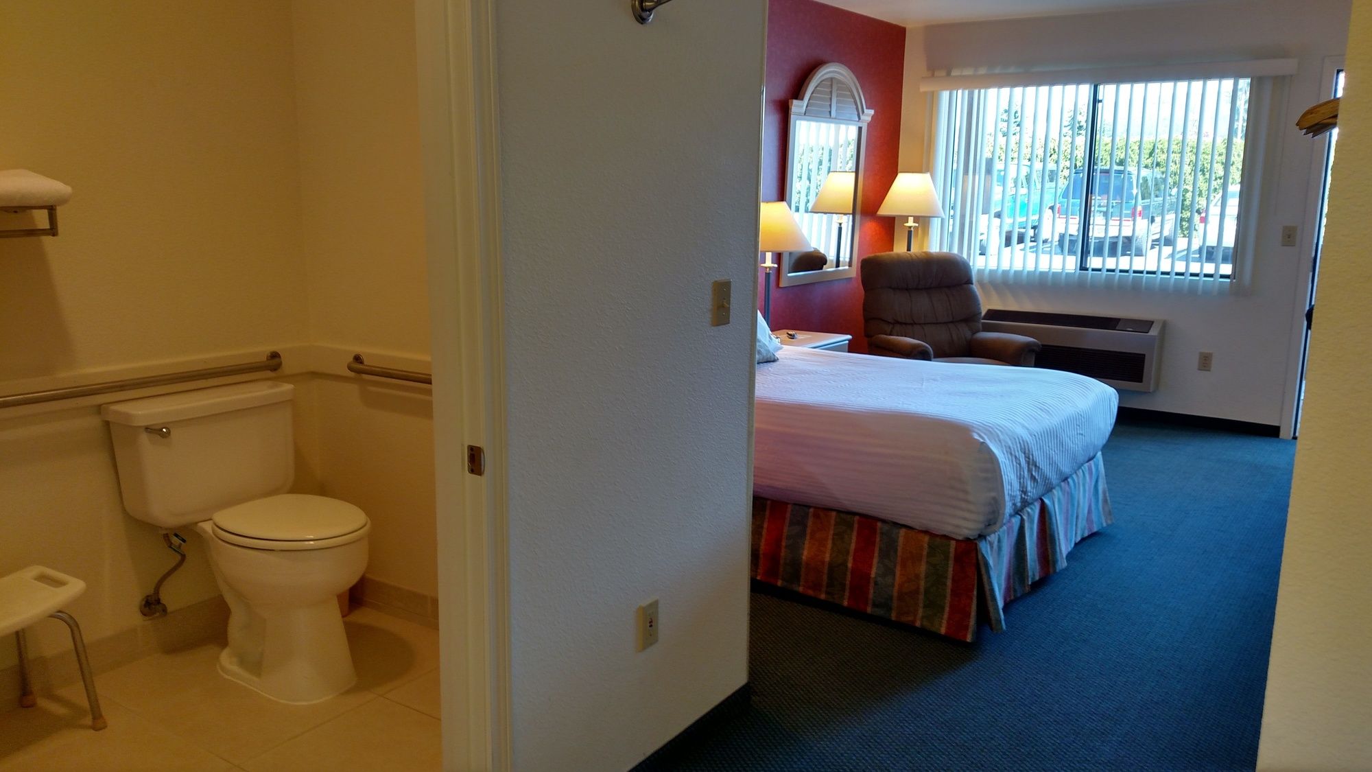 Lewis River Inn