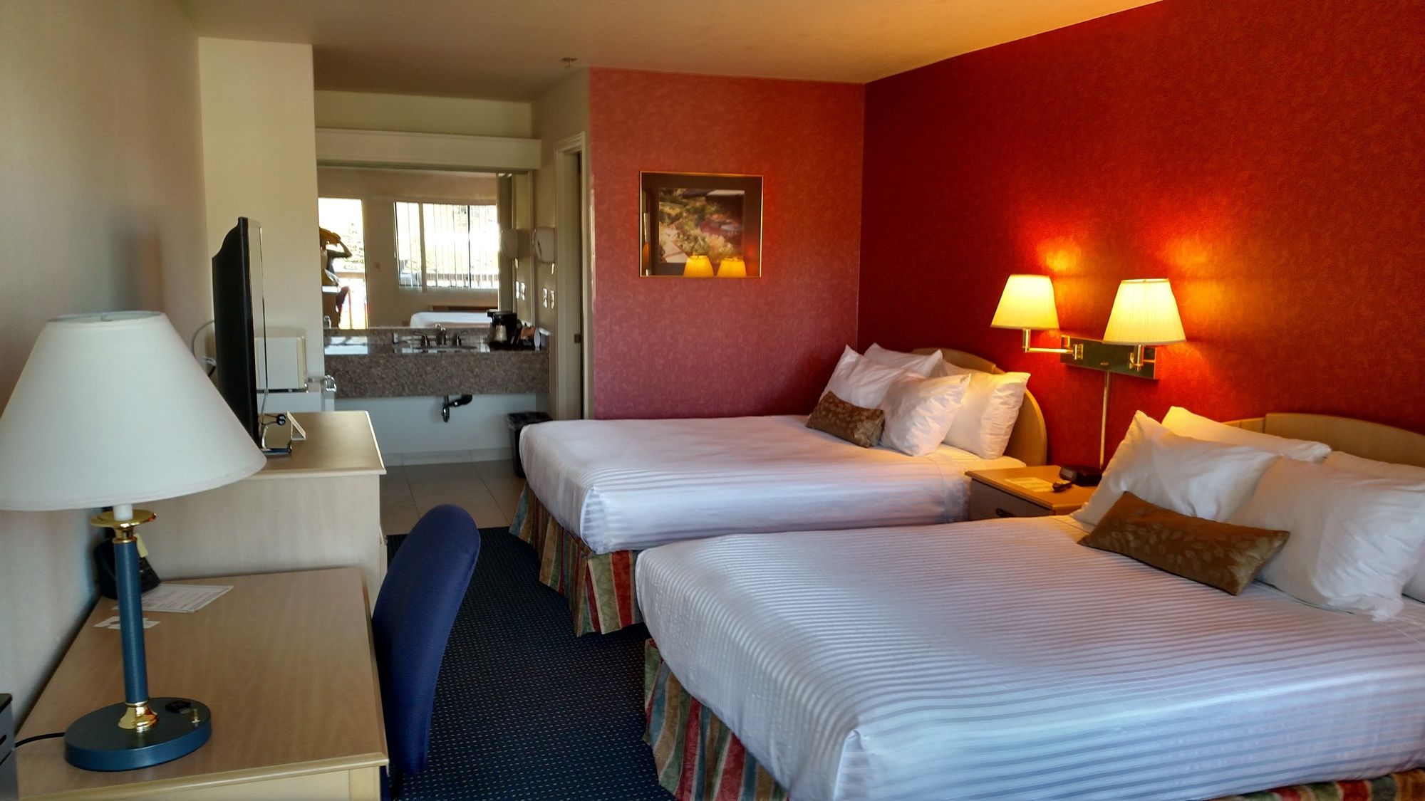 Lewis River Inn