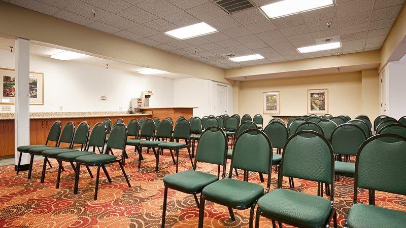 Best Western Plus Ahtanum Inn