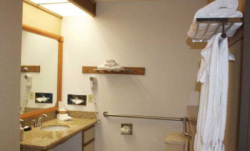 Best Western Plus Ahtanum Inn
