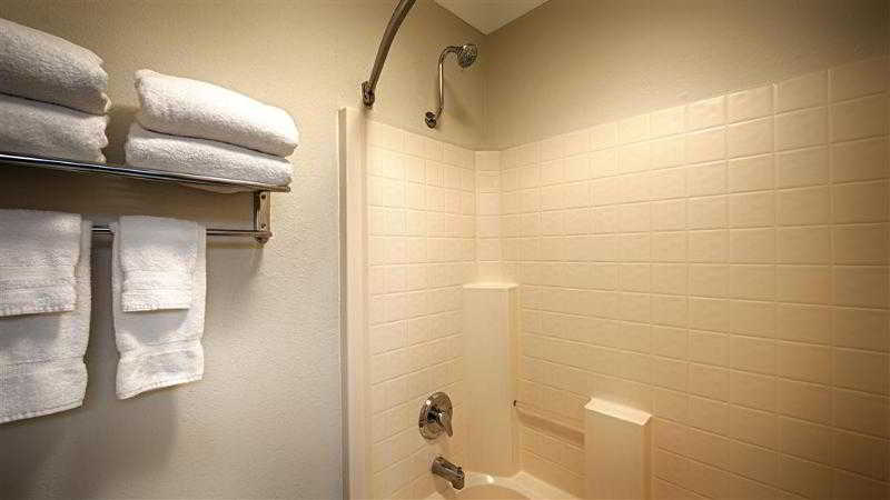 Best Western Plus Yakima Hotel