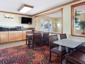 Days Inn by Wyndham Yakima