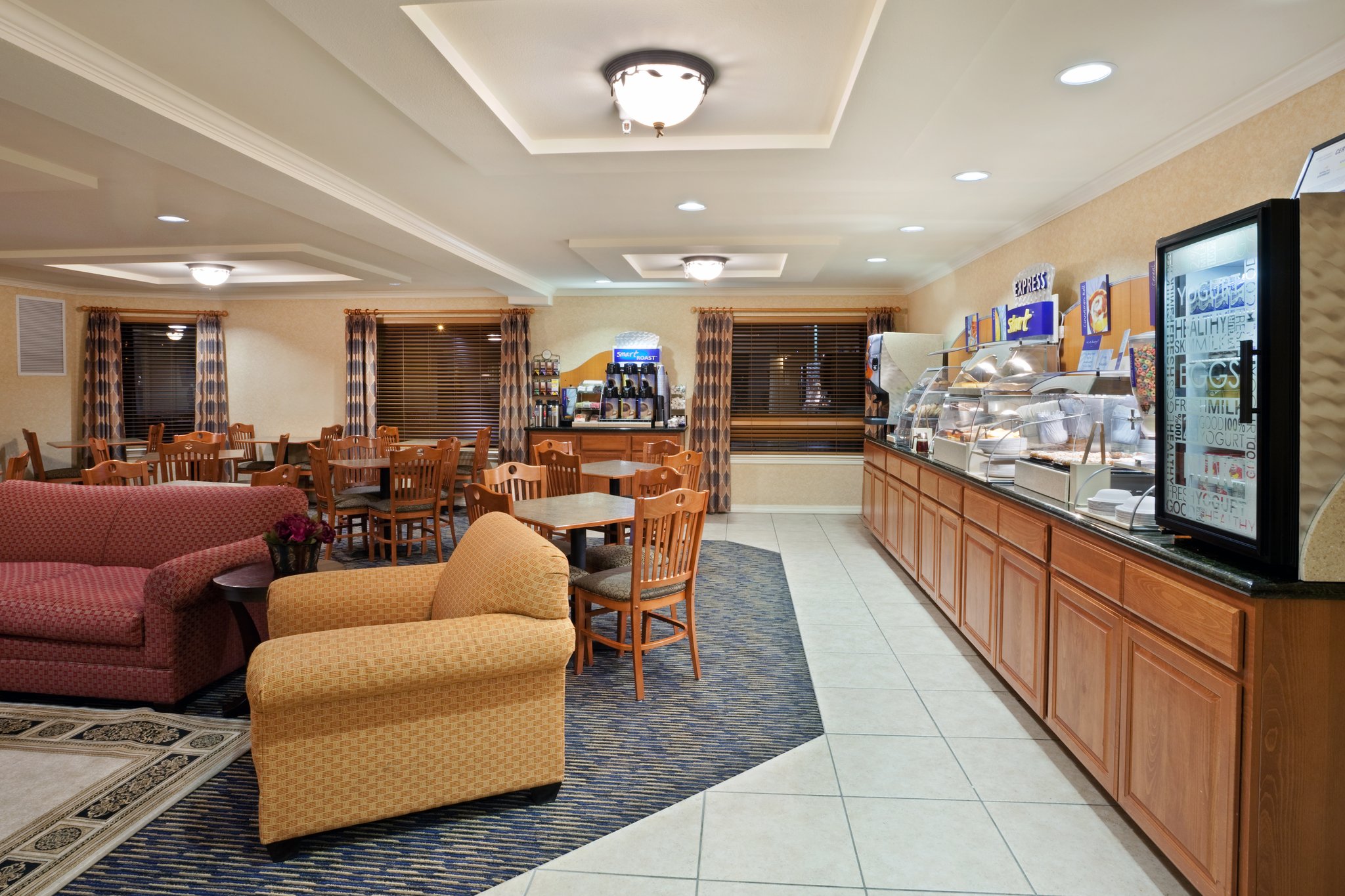 La Quinta Inn & Suites by Wyndham Yakima Downtown