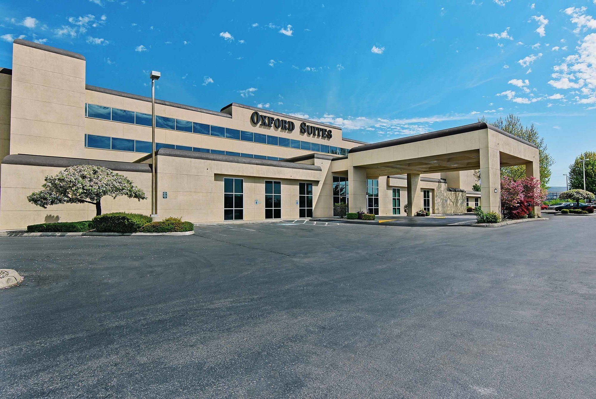 Oxford Suites Yakima