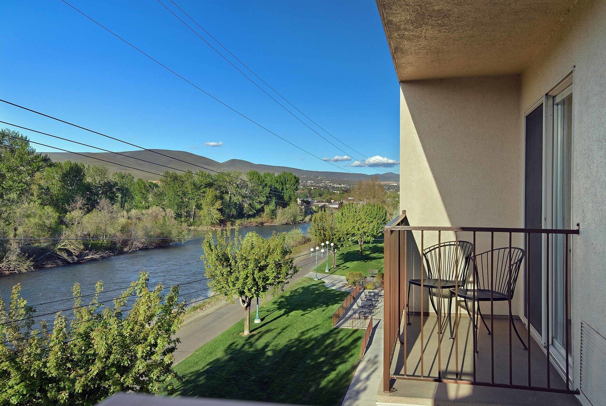 Oxford Suites Yakima