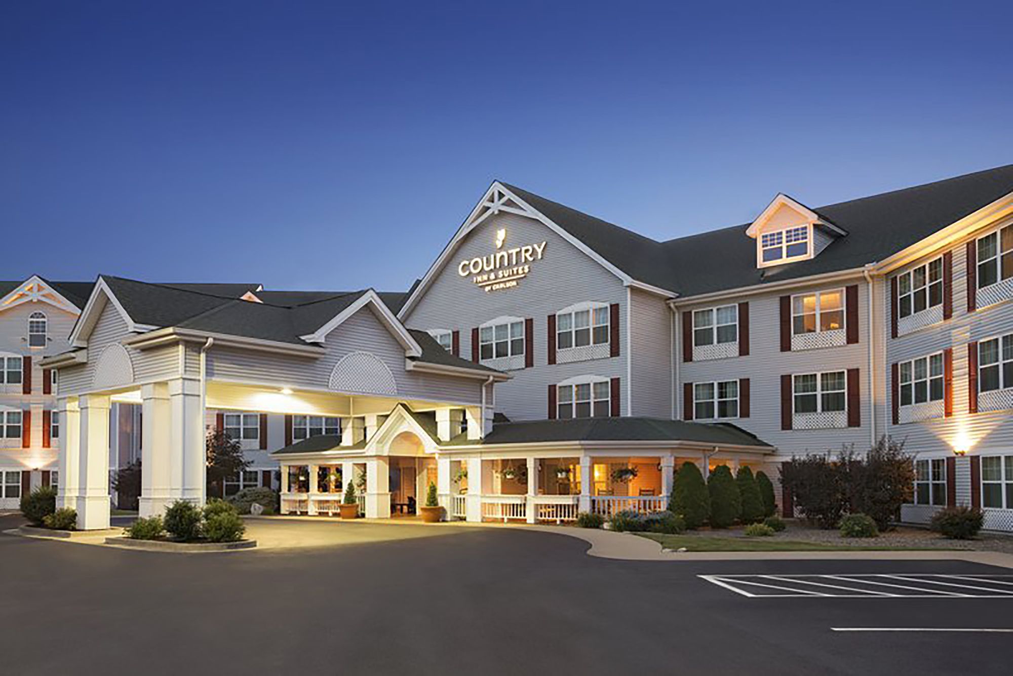 Country Inn & Suites by Radisson, Beckley, WV