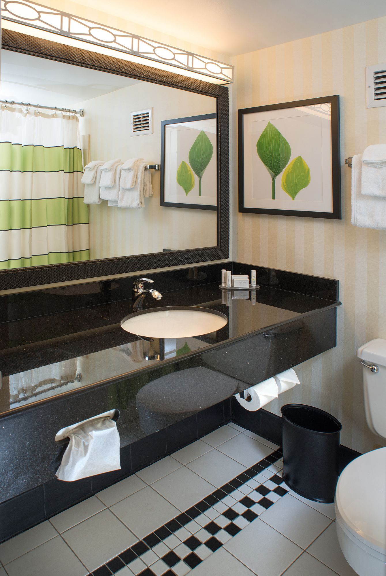 Best Western Plus Beckley Inn