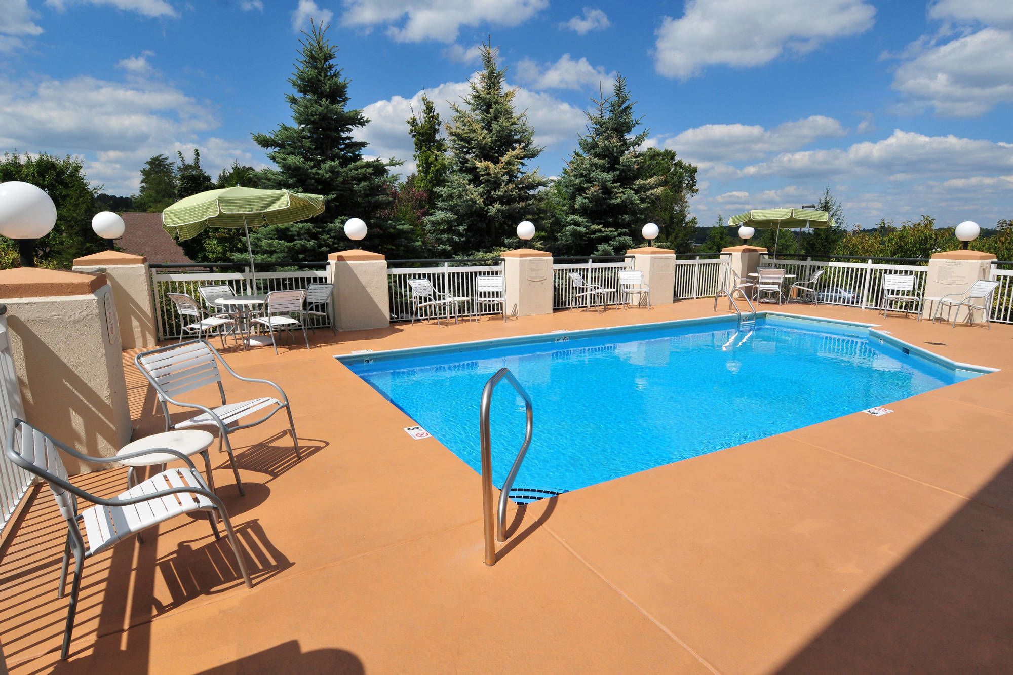 Best Western Plus Beckley Inn