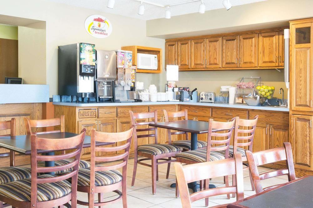 Super 8 by Wyndham Beckley