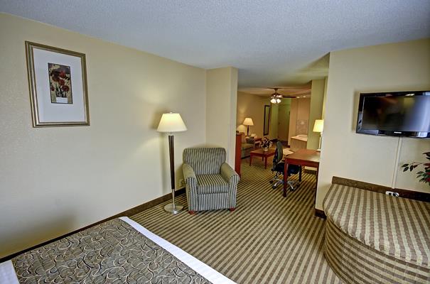 Best Western Plus Bridgeport Inn