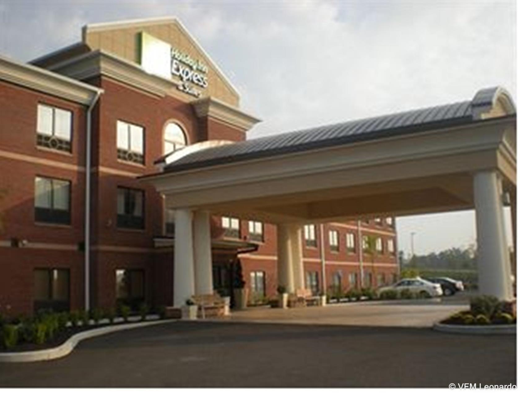 Holiday Inn Express Hotel & Suites Bridgeport