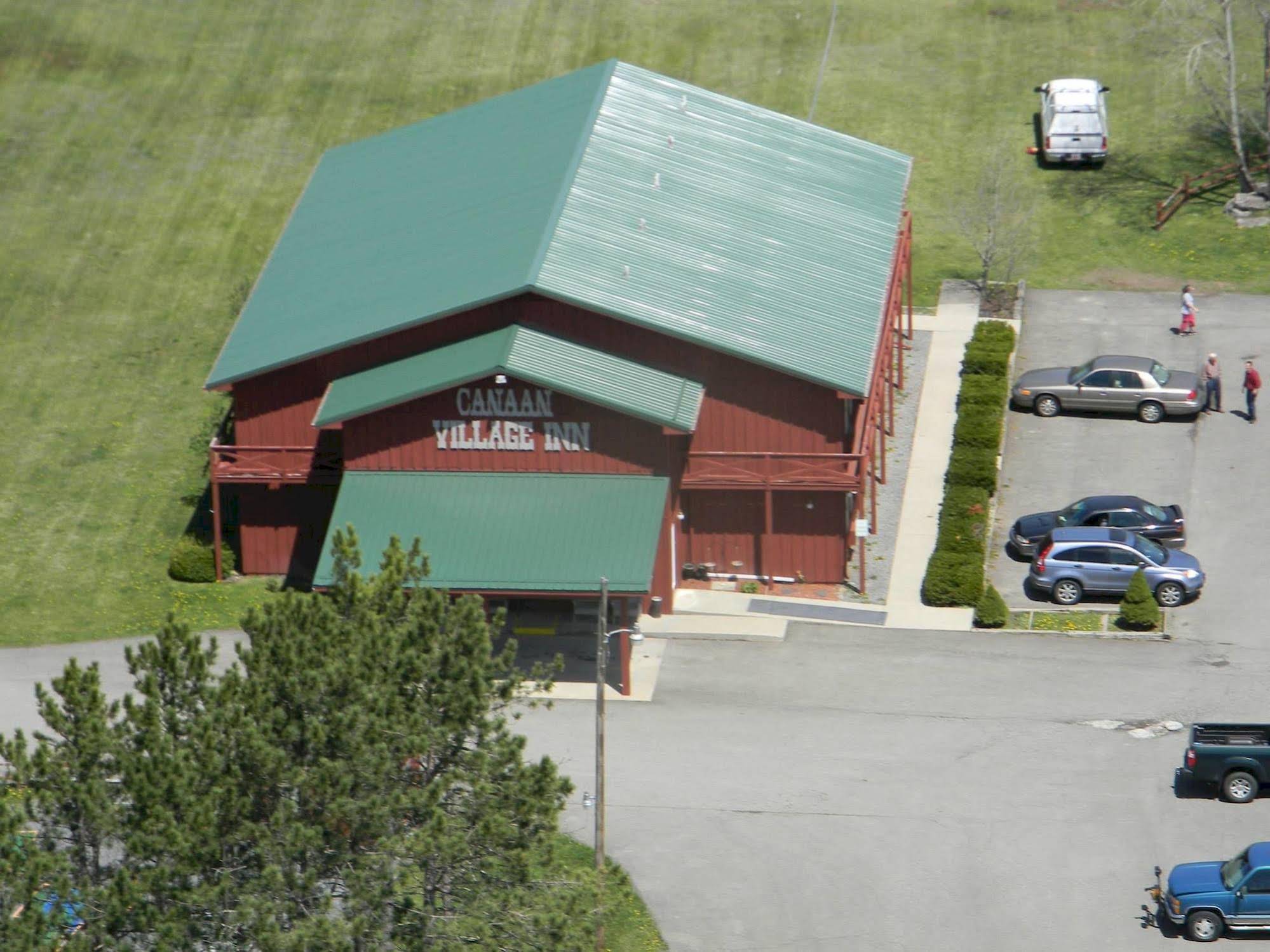 Canaan Village Inn
