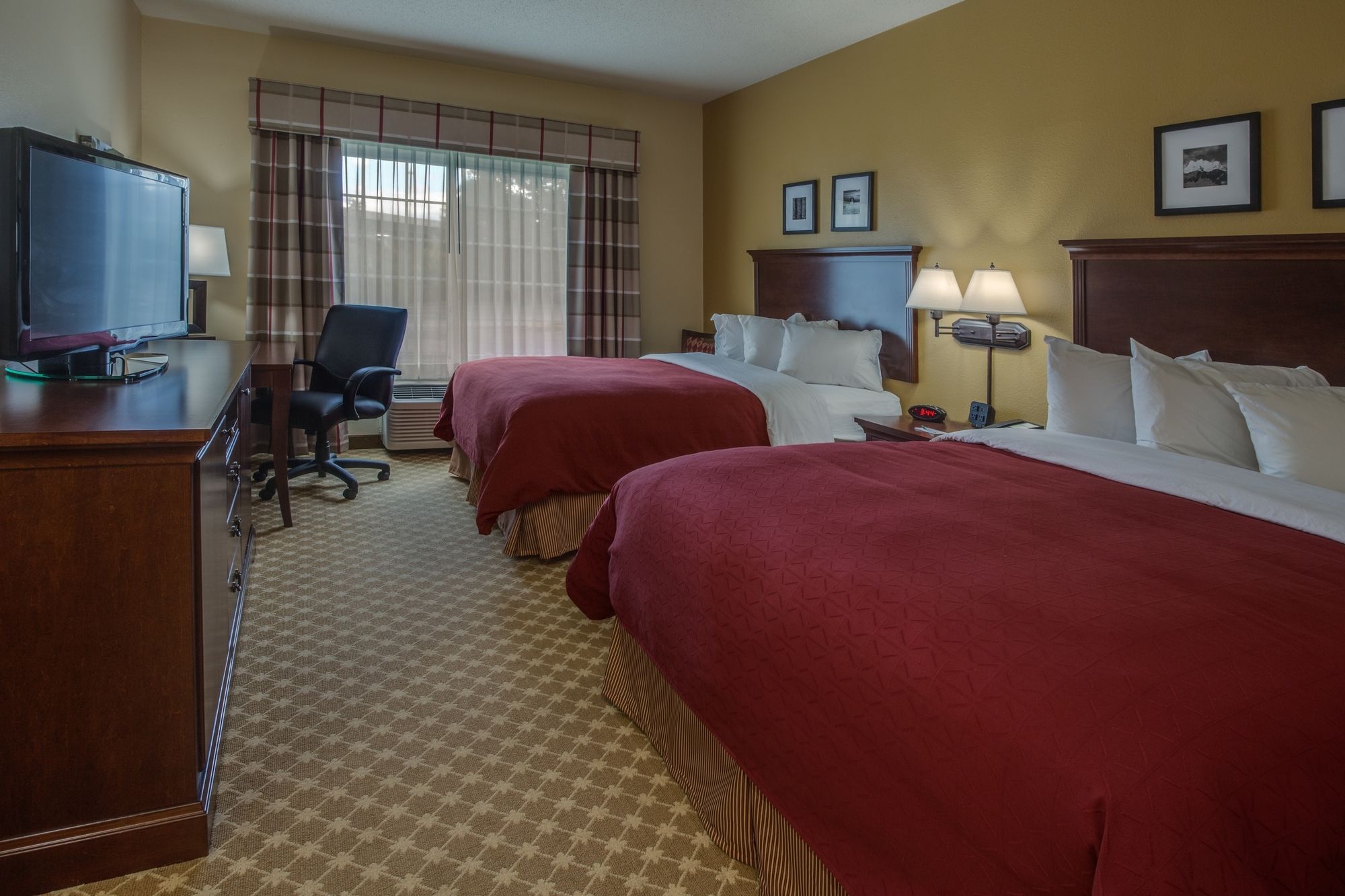 Country Inn & Suites by Radisson, Charleston South, WV