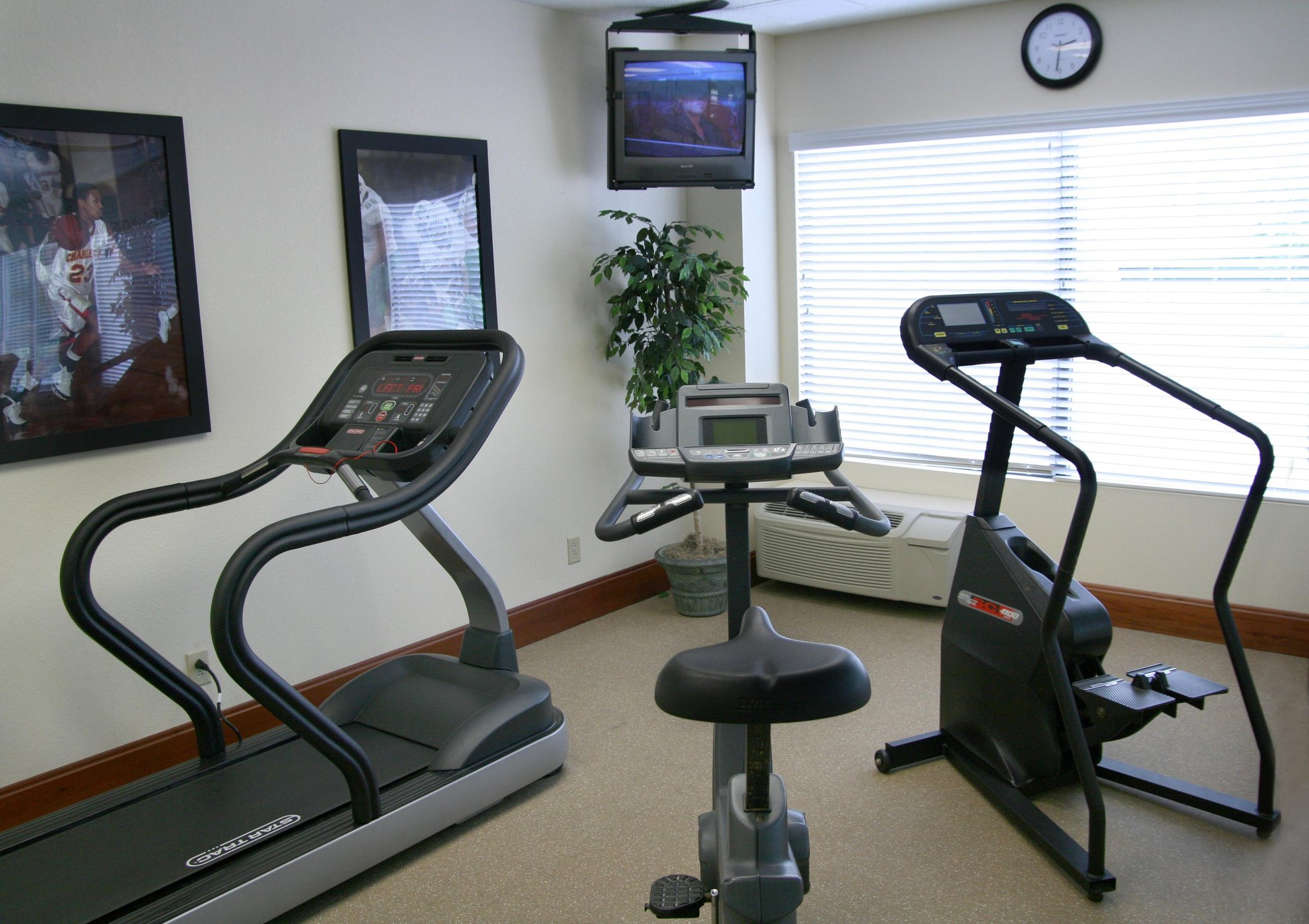 Hampton Inn Charleston Downtown - Civic Center