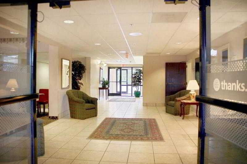 Hampton Inn Charleston Downtown - Civic Center