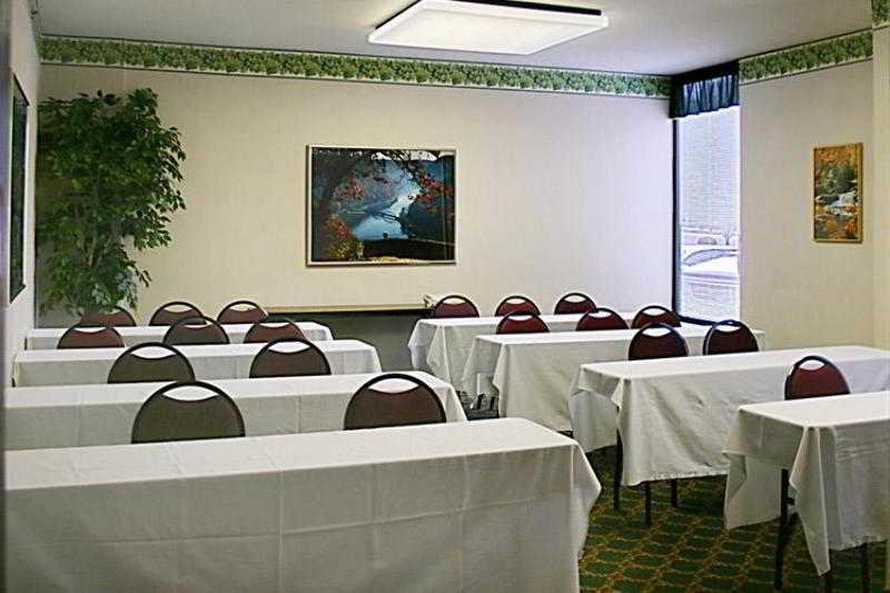 Hampton Inn Charleston Downtown - Civic Center