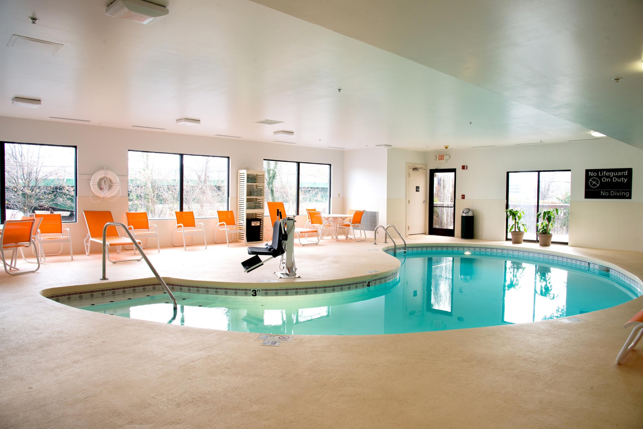 Hampton Inn Charleston Downtown - Civic Center