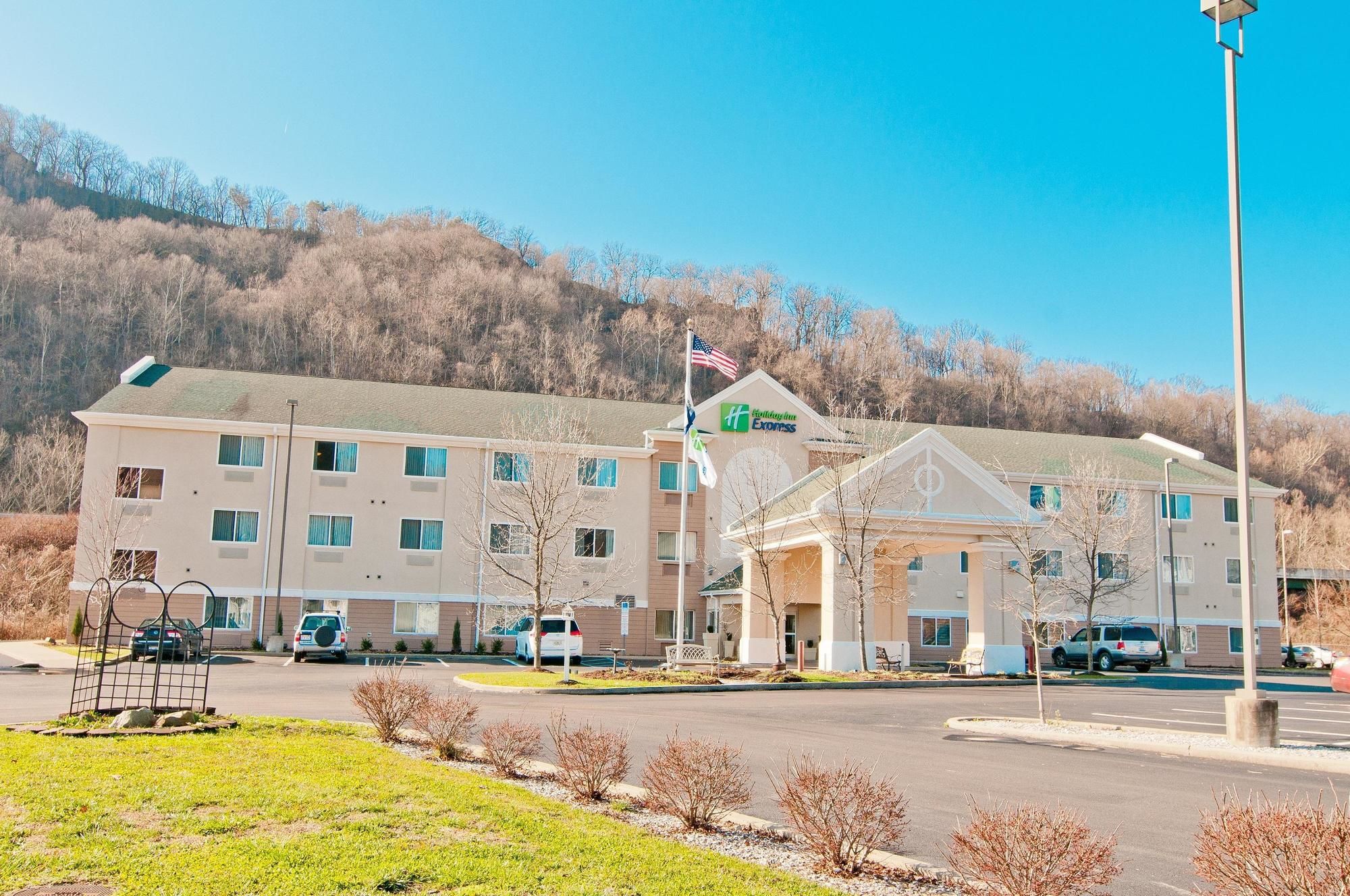 Holiday Inn Express Charleston-Kanawha City
