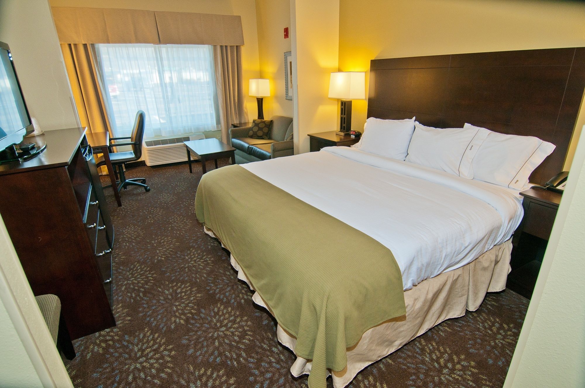 Holiday Inn Express Charleston-Kanawha City