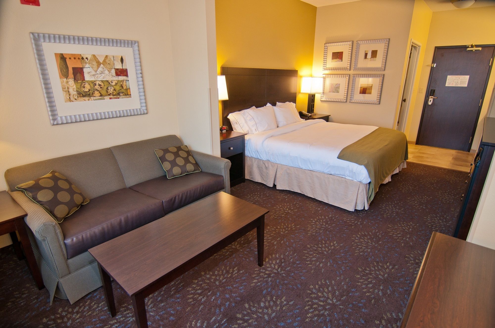 Holiday Inn Express Charleston-Kanawha City