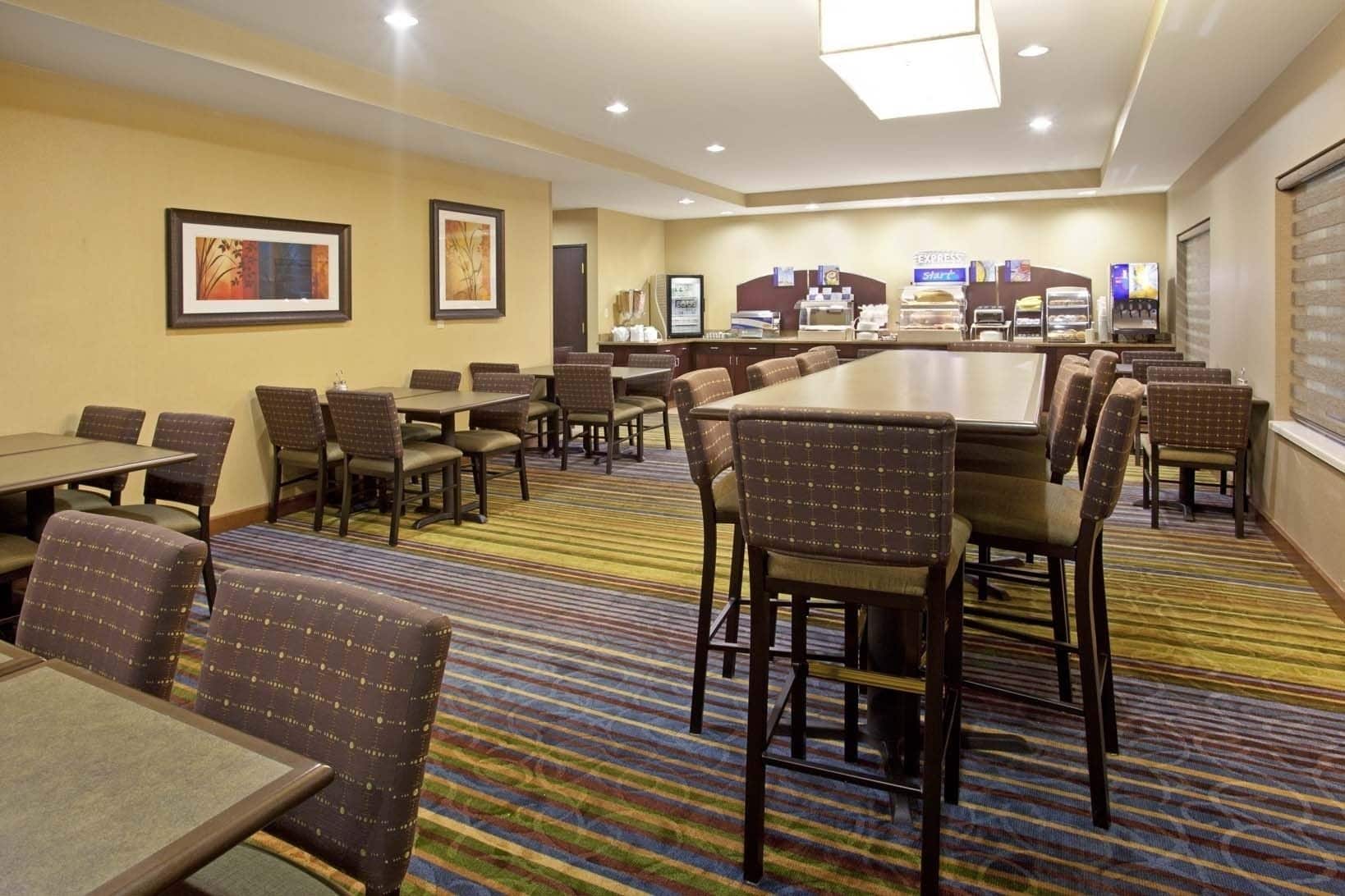 Holiday Inn Express Charleston-Kanawha City