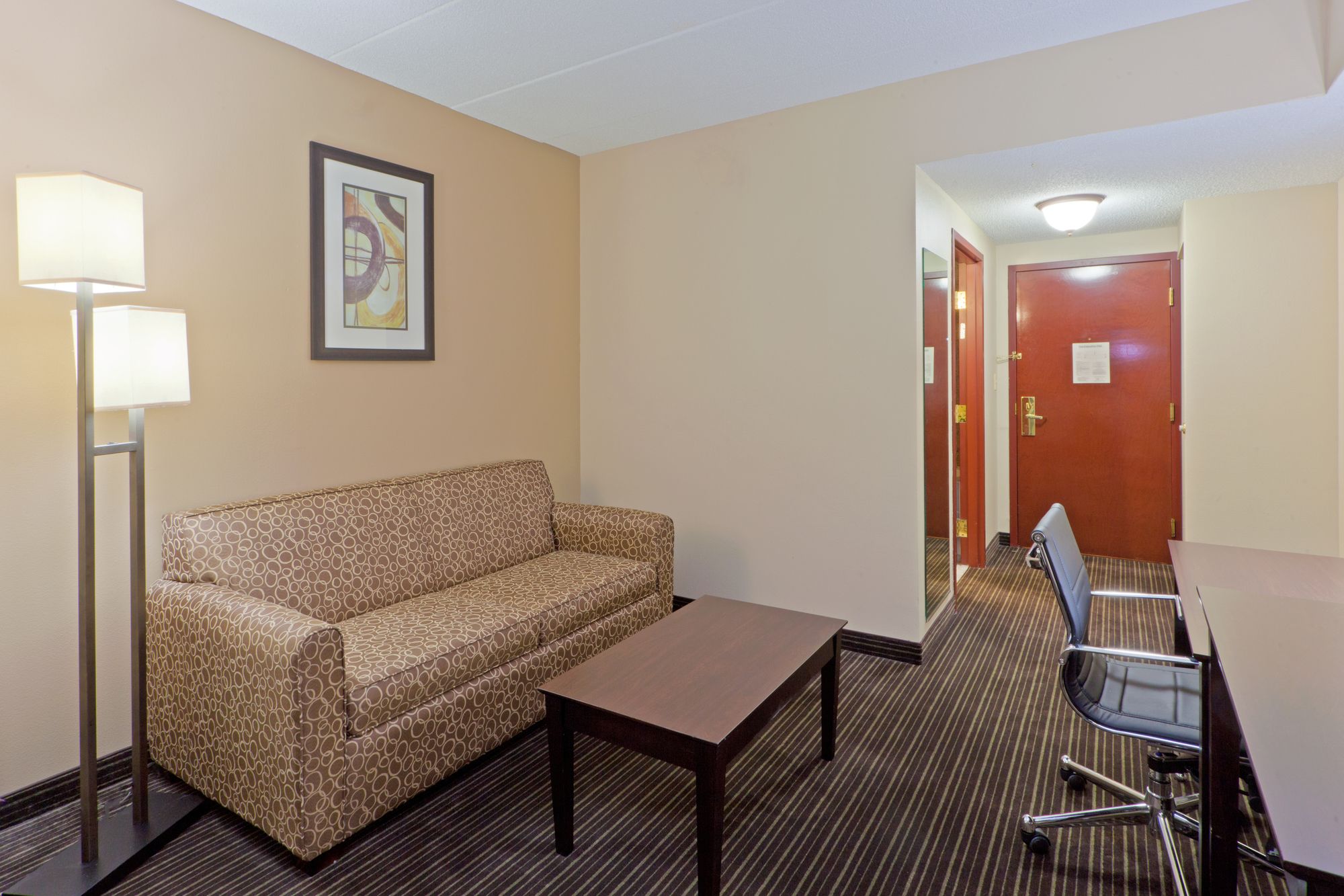 Holiday Inn Express Hotel & Suites Charleston - Southridge