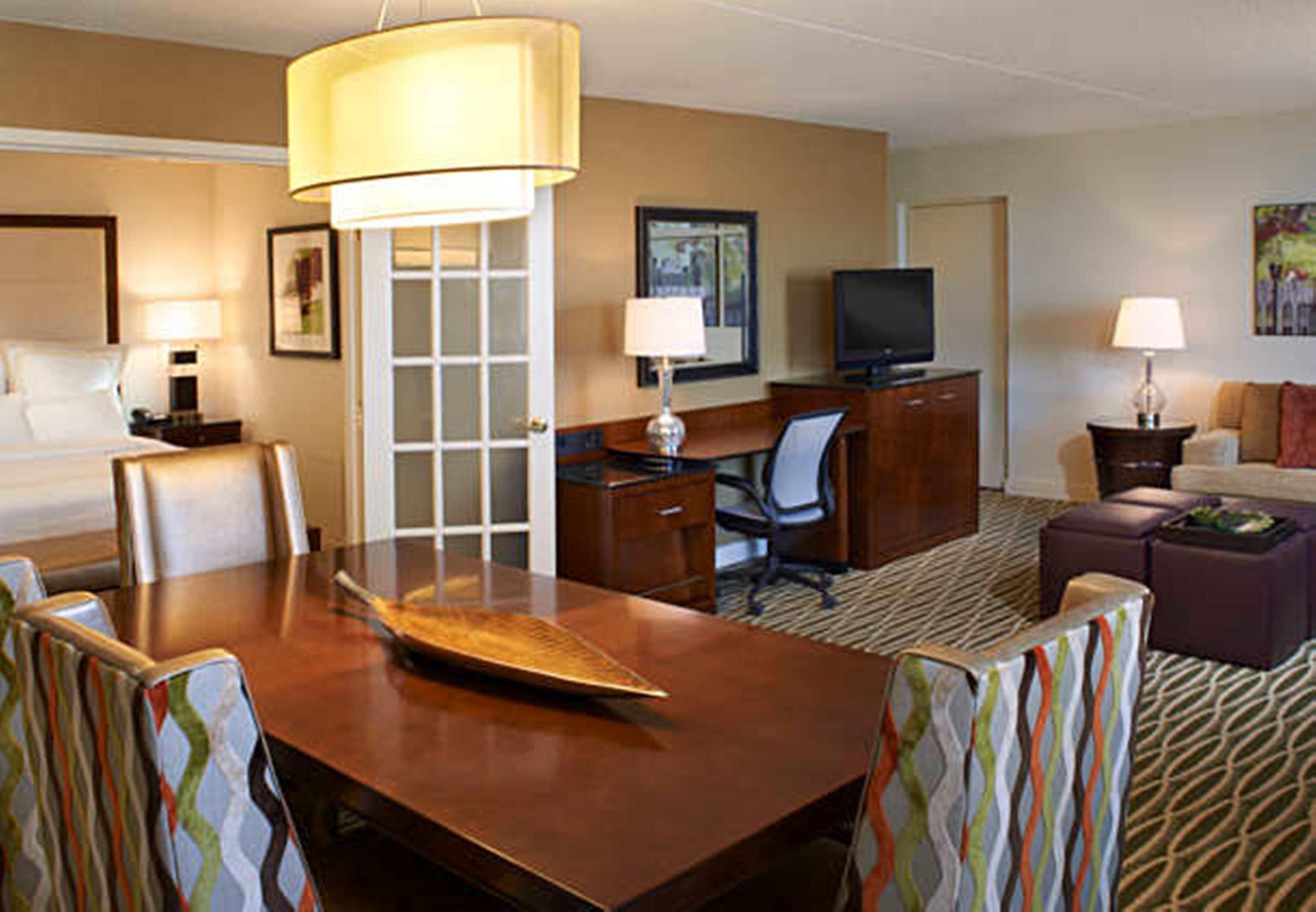 Marriott Charleston Town Center