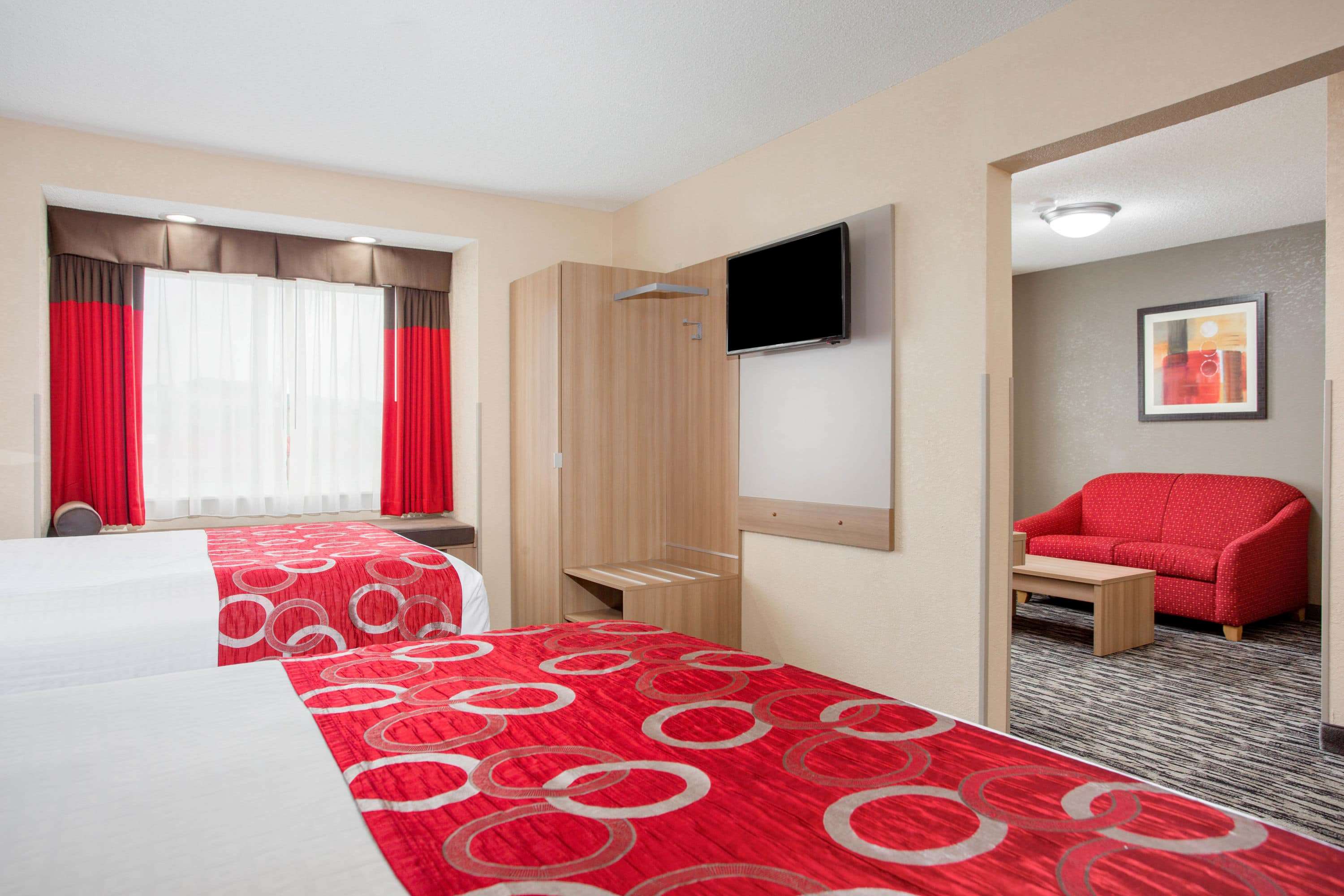 Microtel Inn & Suites by Wyndham Charleston WV