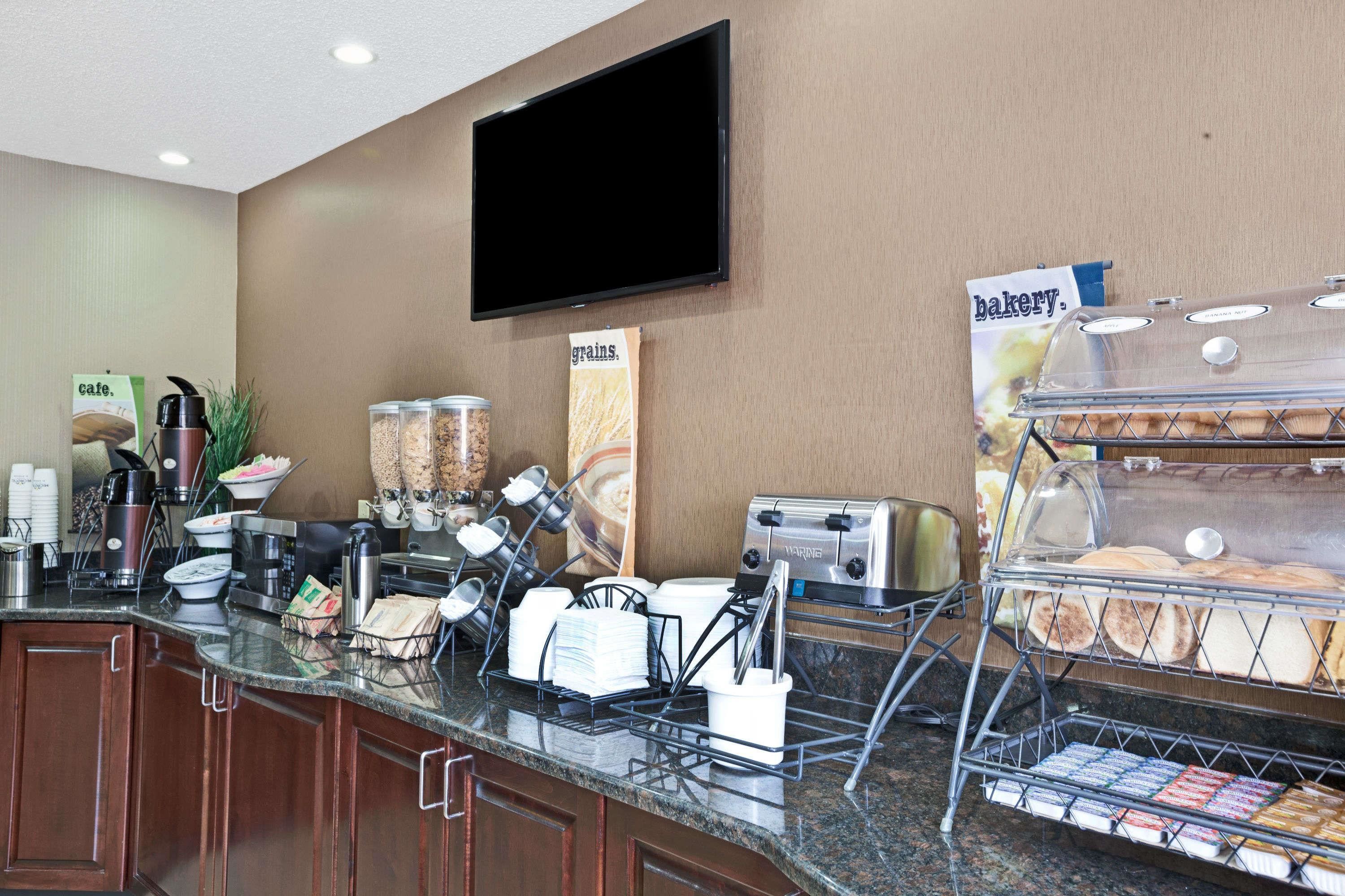 Microtel Inn & Suites by Wyndham Charleston WV