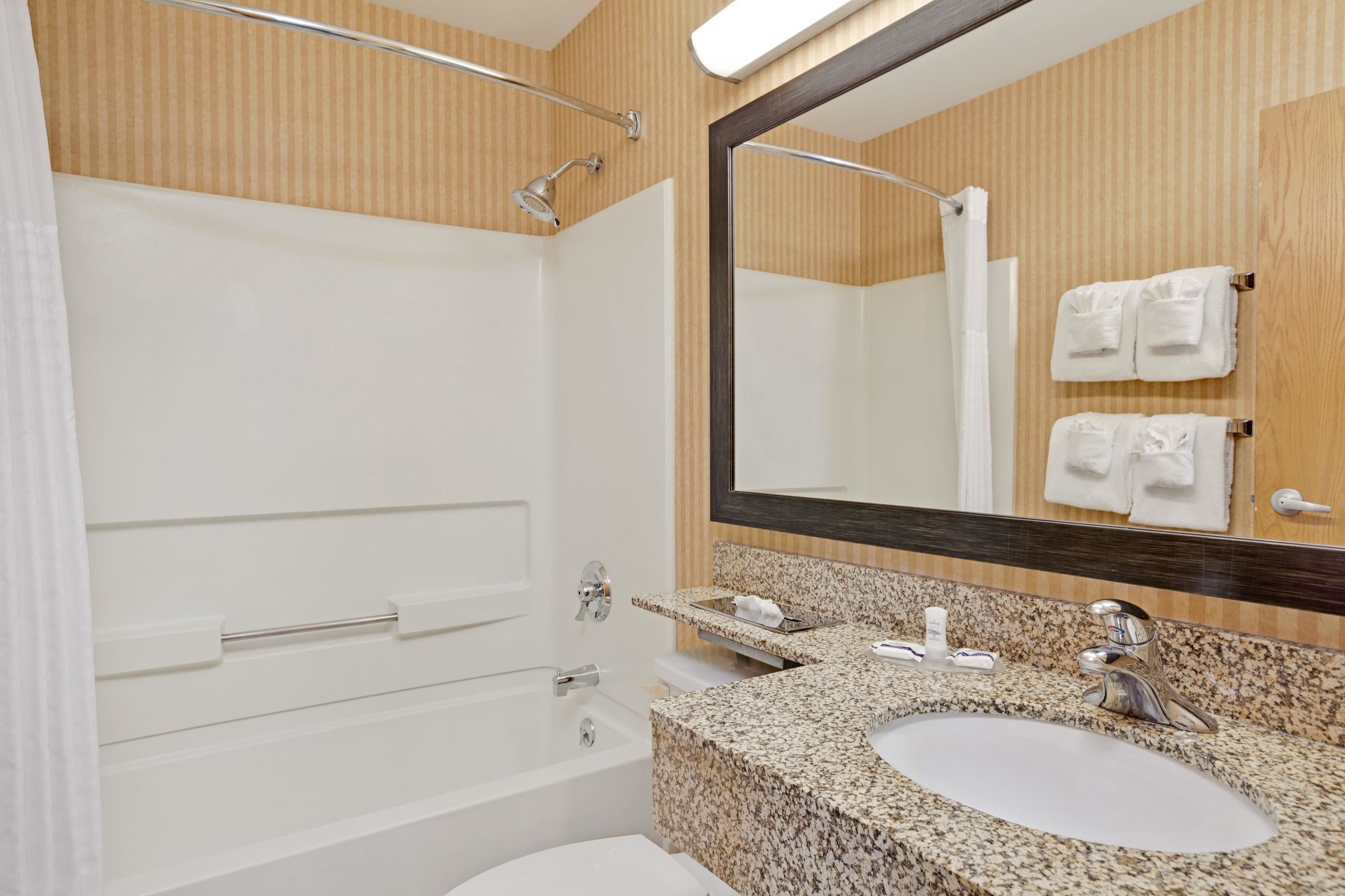 Microtel Inn & Suites by Wyndham Charleston WV