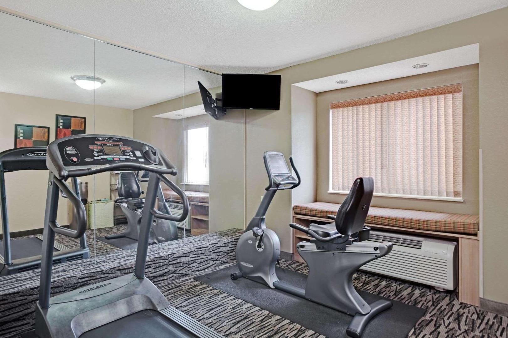 Microtel Inn & Suites by Wyndham Charleston WV