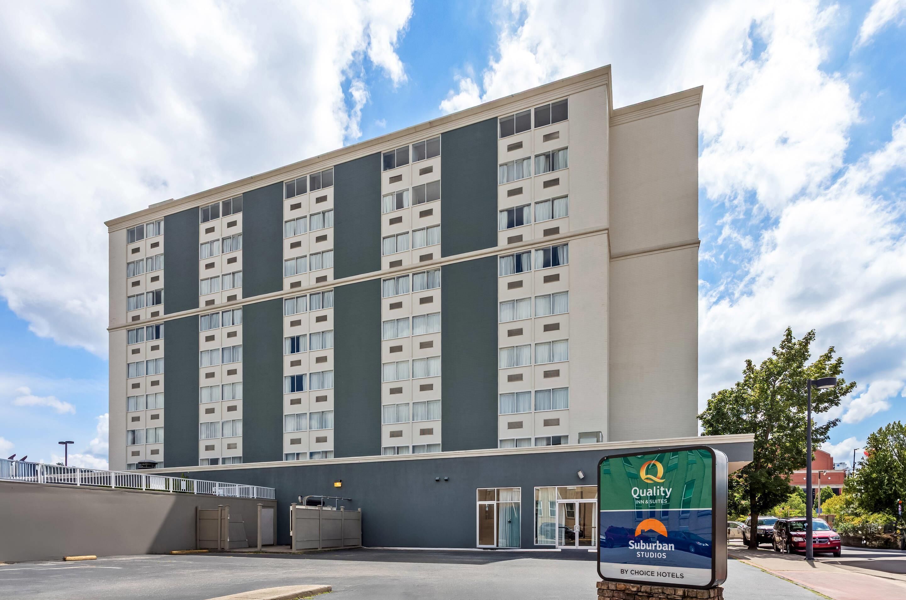 Suburban Studios Charleston - Civic Center