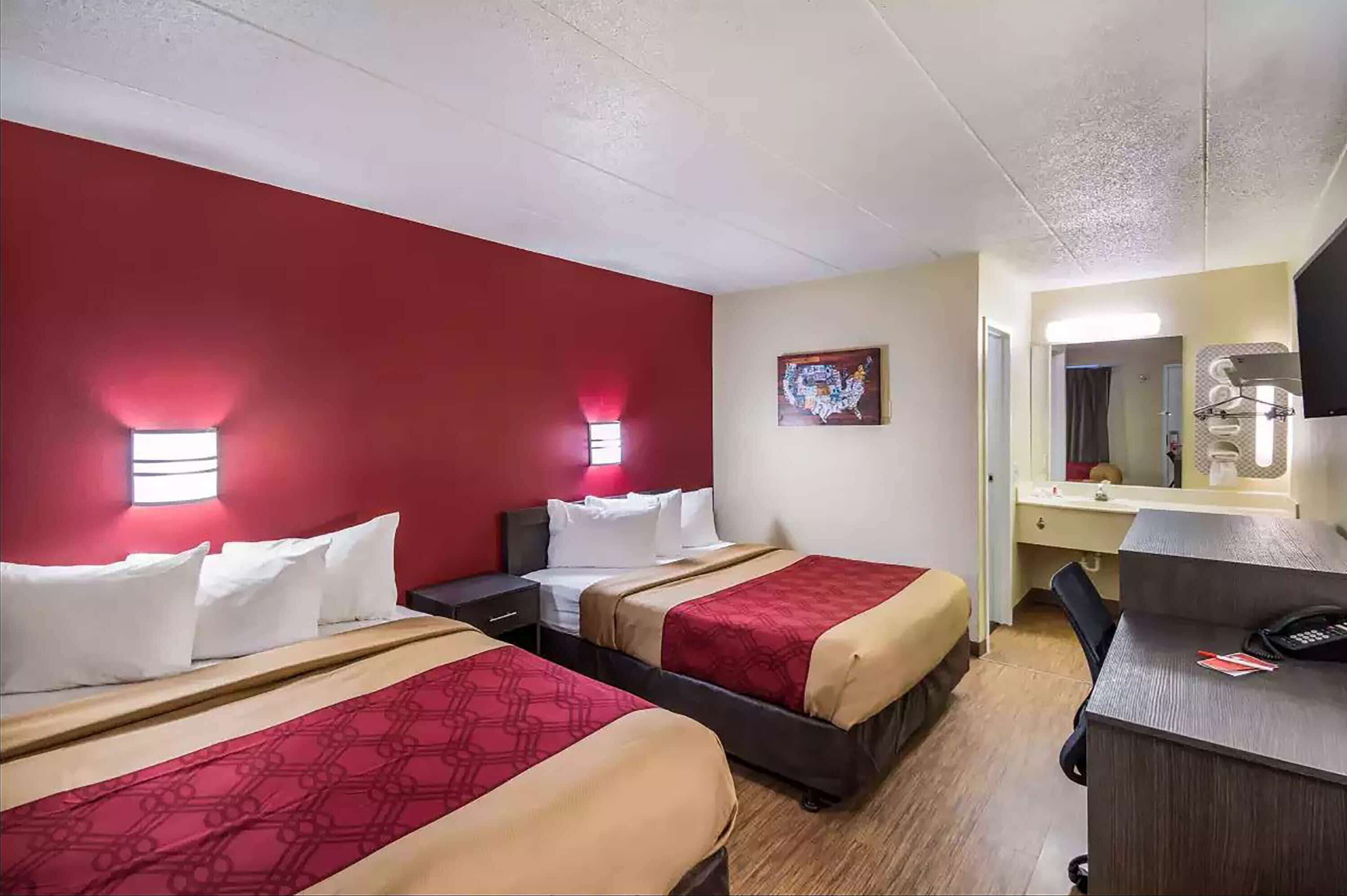 Super 8 by Wyndham Charleston WV
