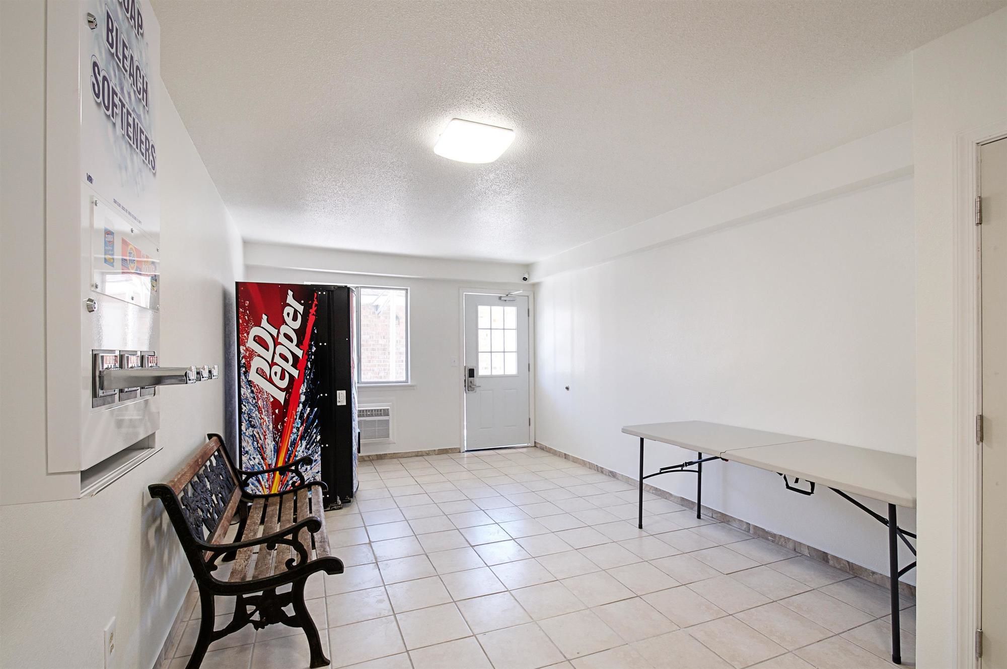 Motel 6 Charles Town