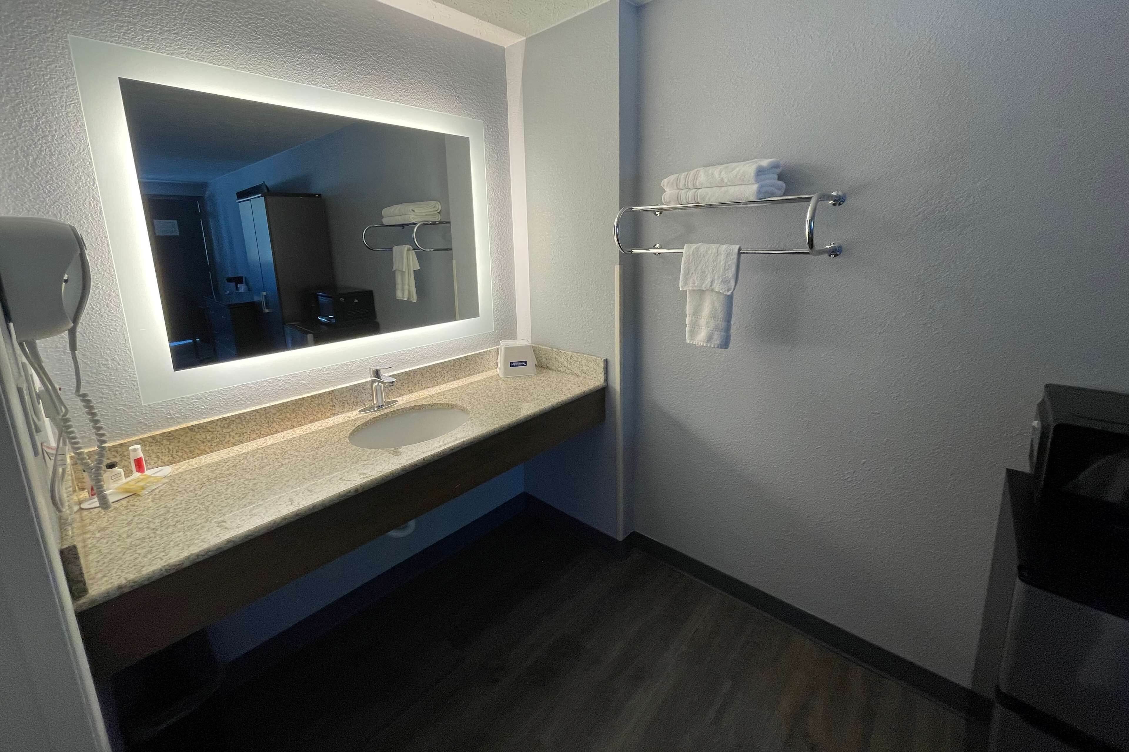 Travelodge by Wyndham Charles Town/Harpers Ferry