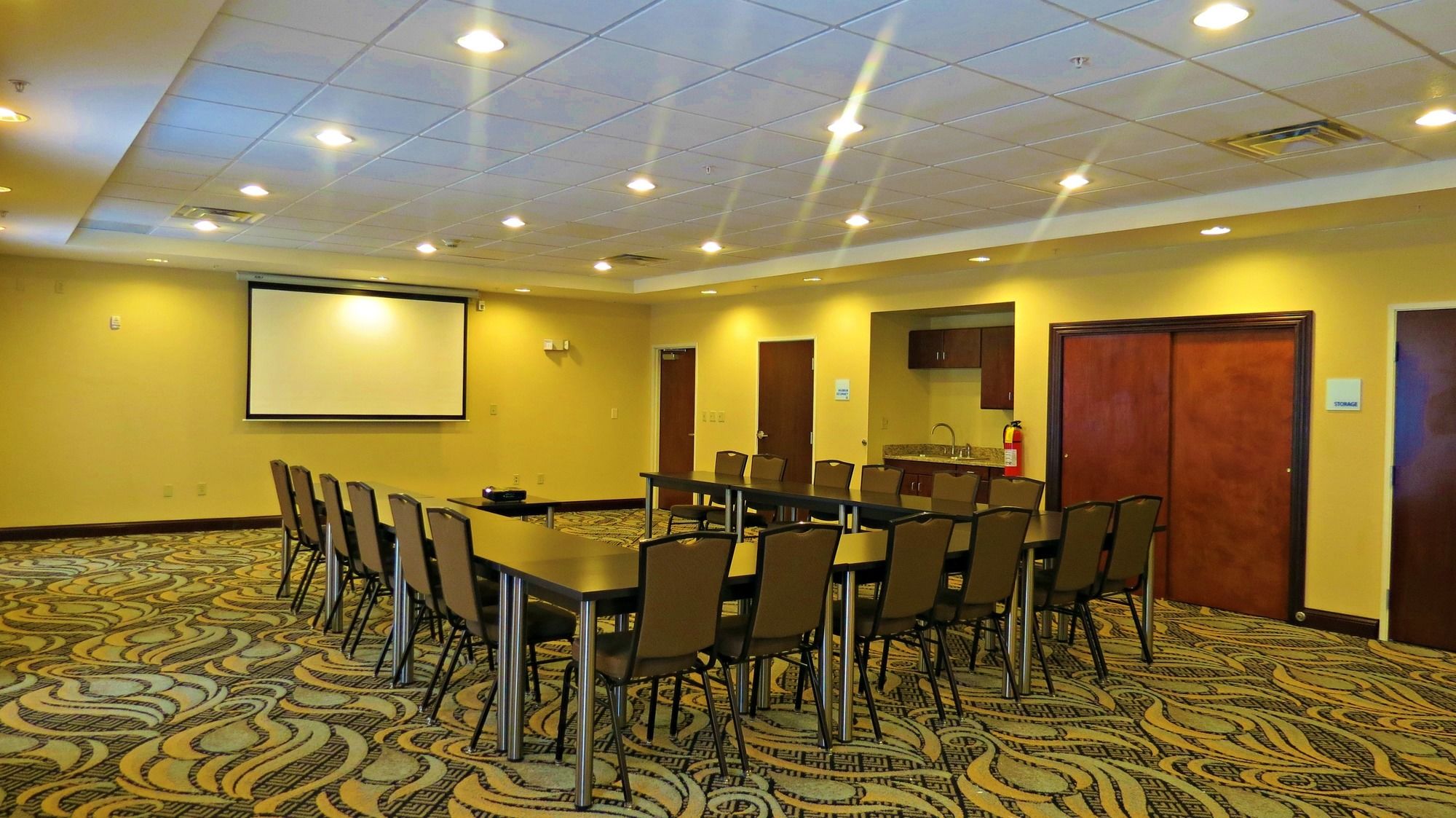 Holiday Inn Express Cross Lanes