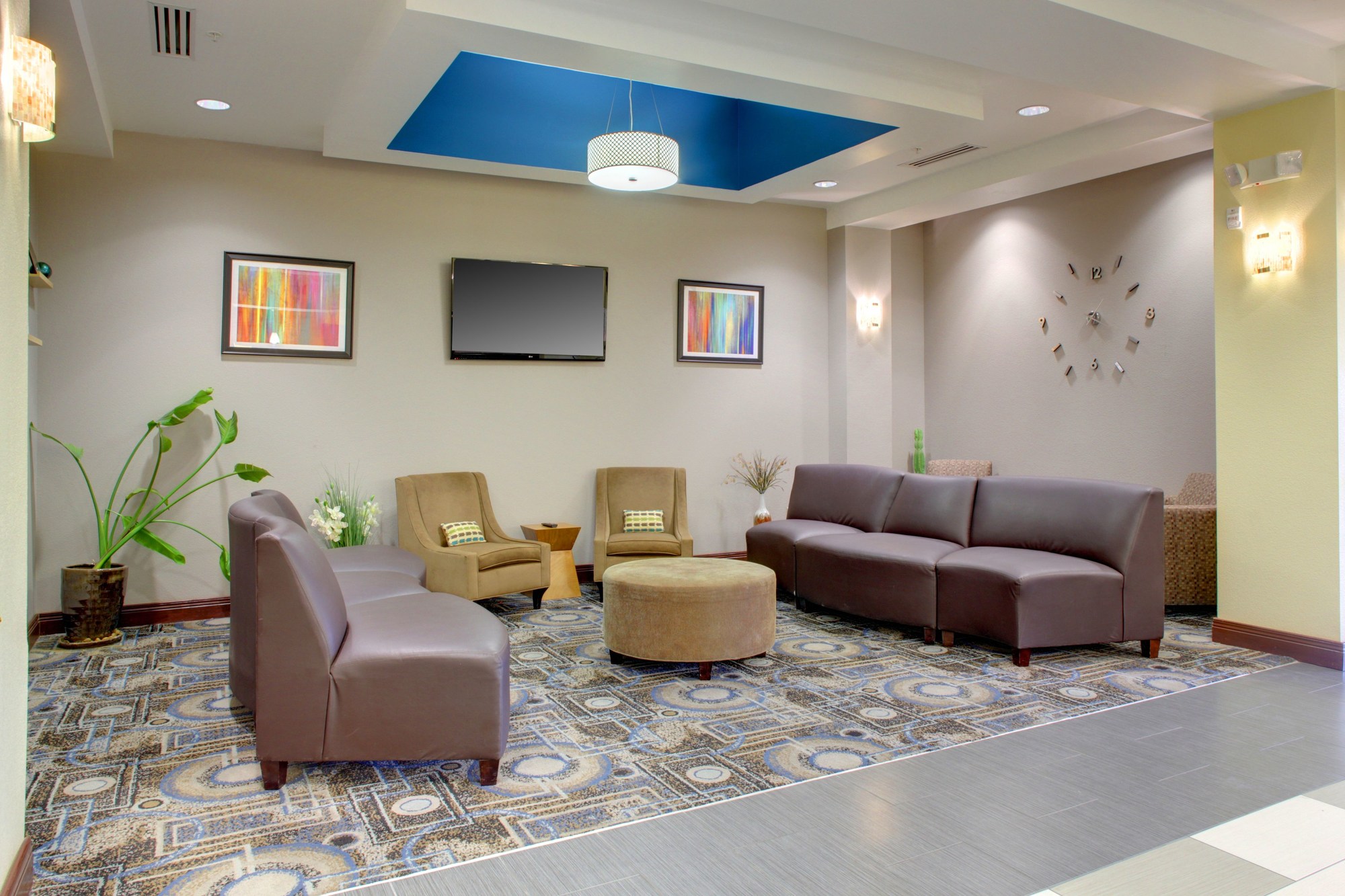 Holiday Inn Express Cross Lanes