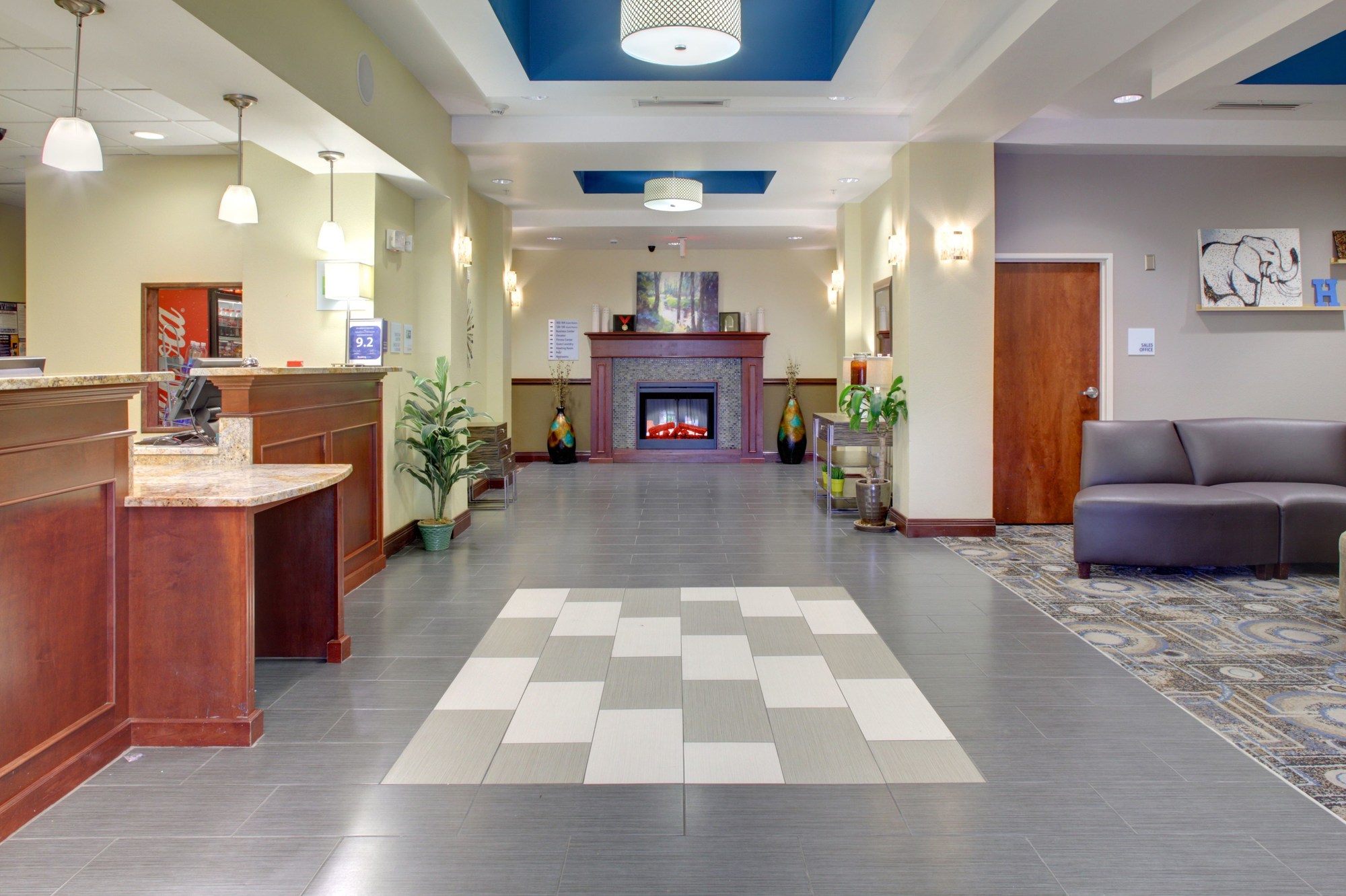 Holiday Inn Express Cross Lanes